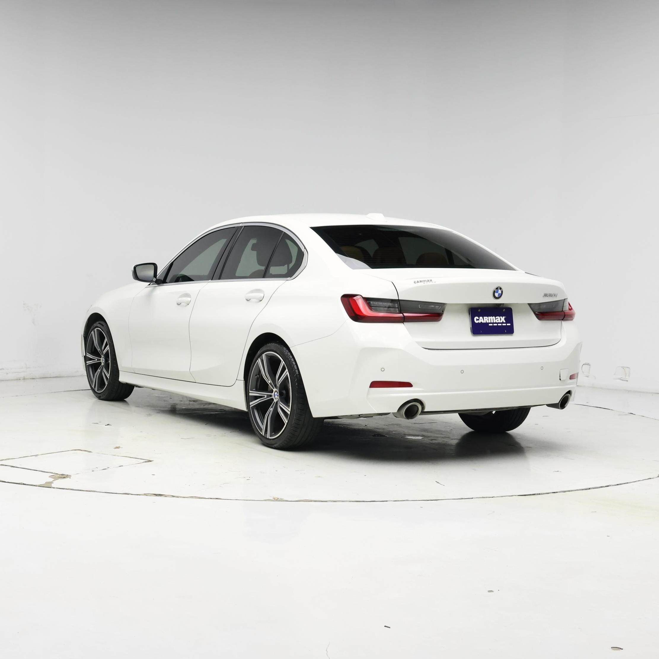 Thumbnail: 2024 BMW 3 Series - 2