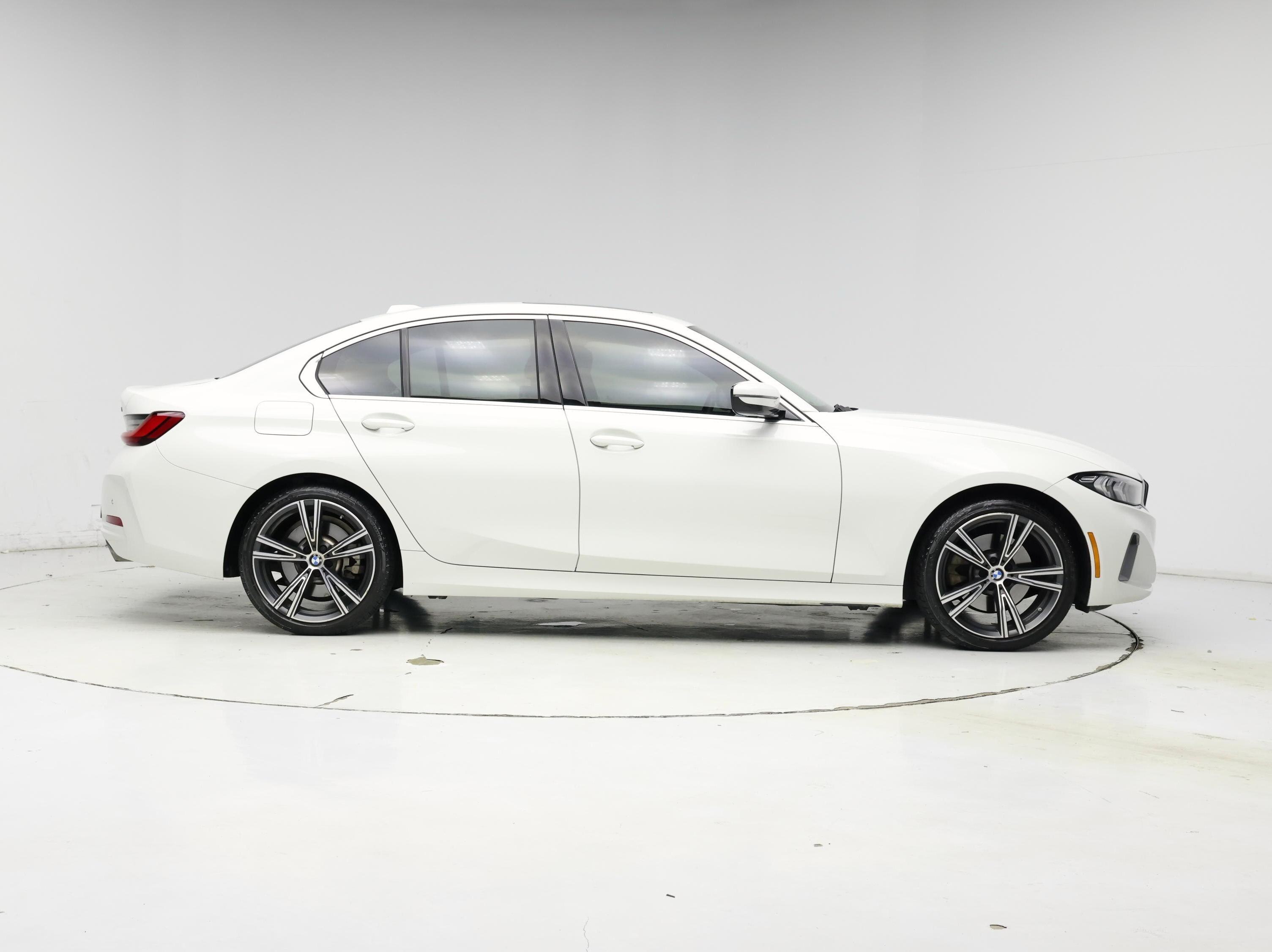 Thumbnail: 2024 BMW 3 Series - 7