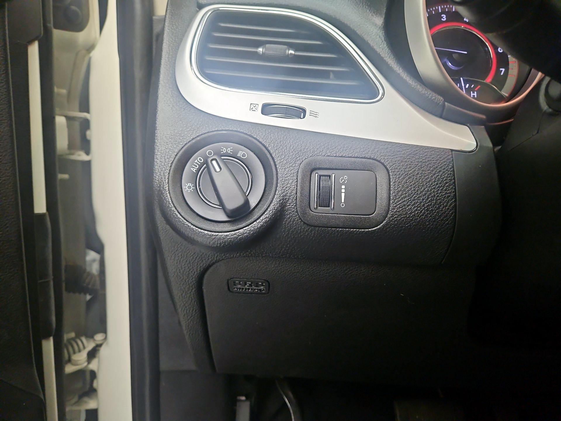 Thumbnail: 2018 Dodge Journey - 13