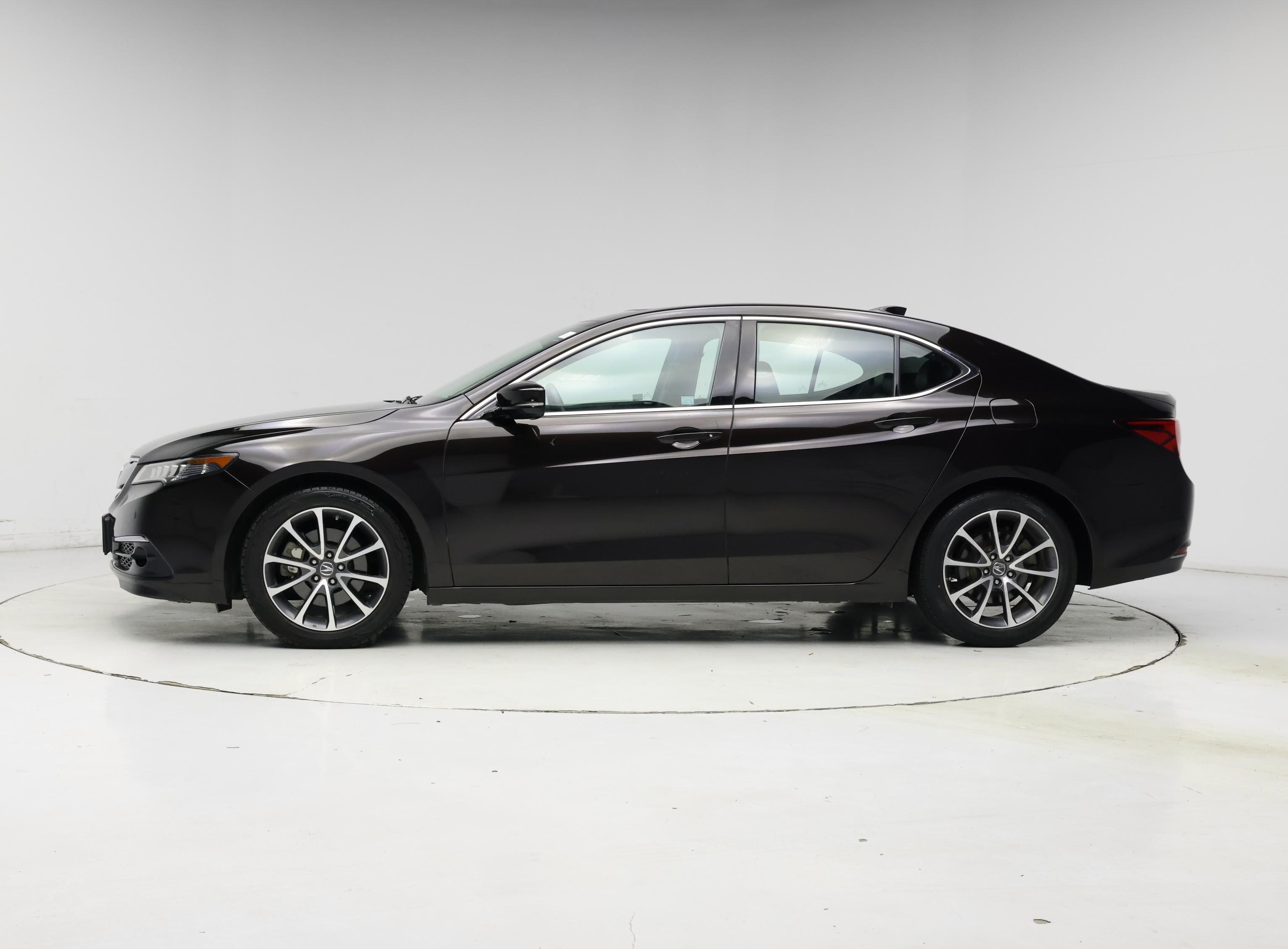 Thumbnail: 2015 Acura TLX - 3