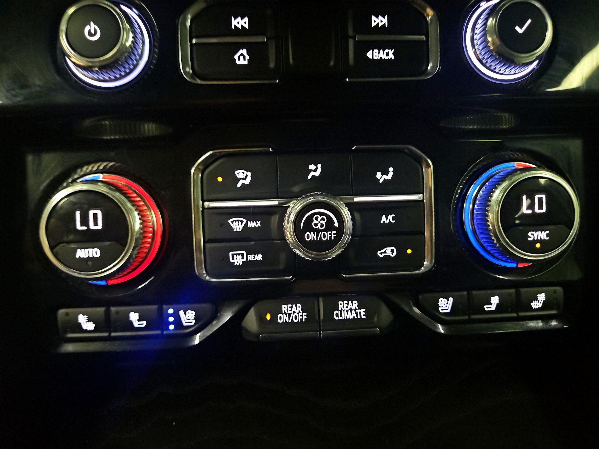 Thumbnail: 2022 GMC Yukon - 17