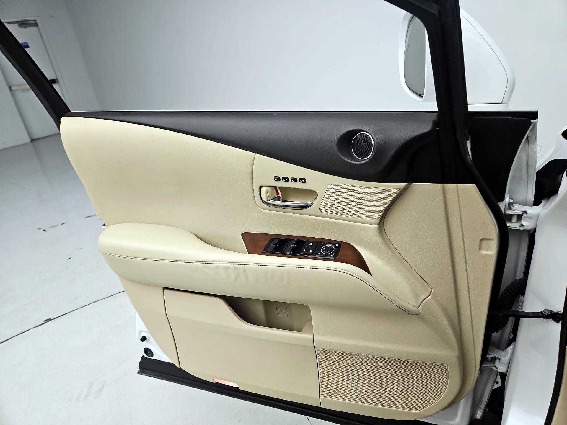 Thumbnail: 2014 Lexus RX - 12