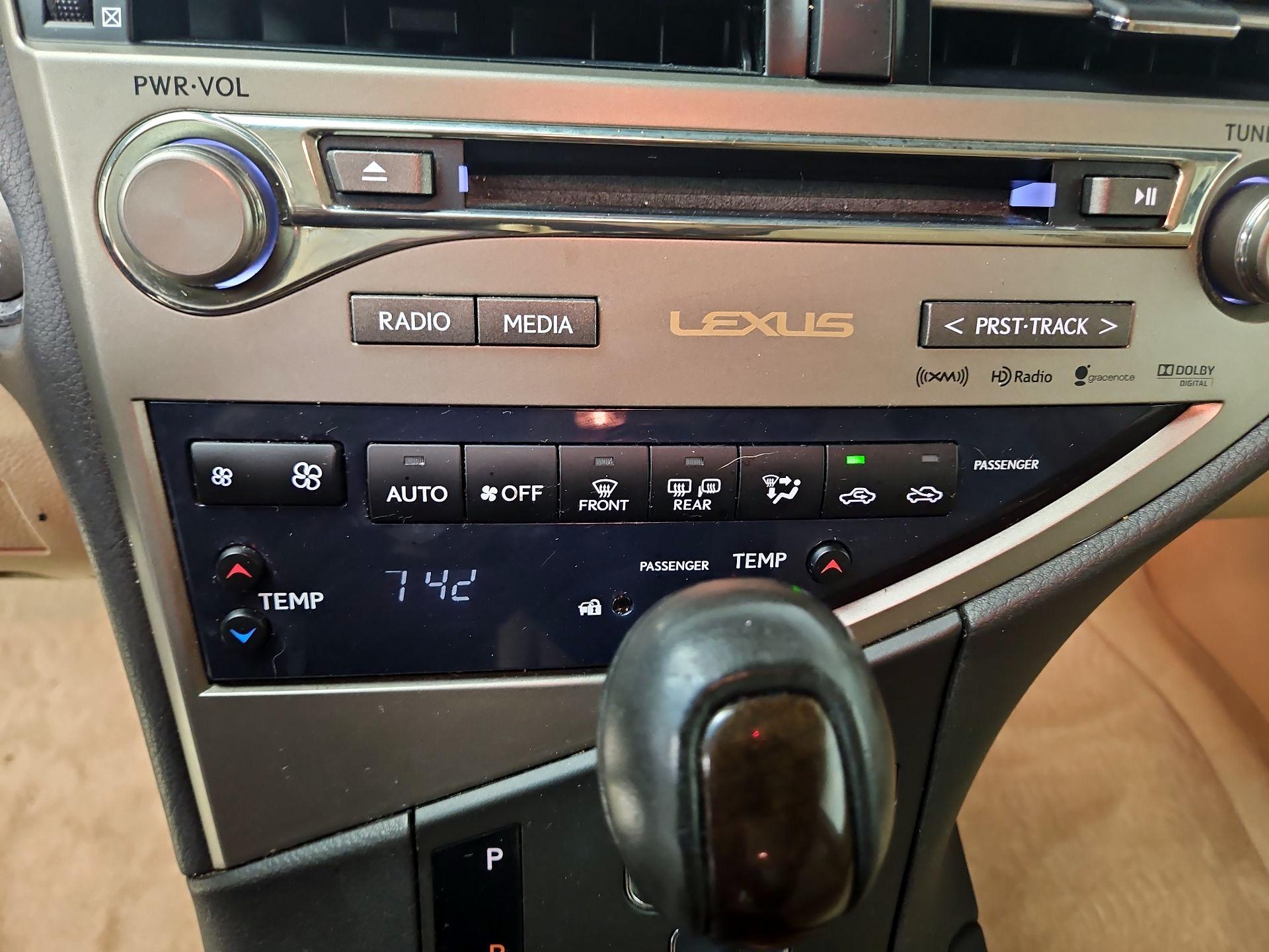 Thumbnail: 2014 Lexus RX - 17