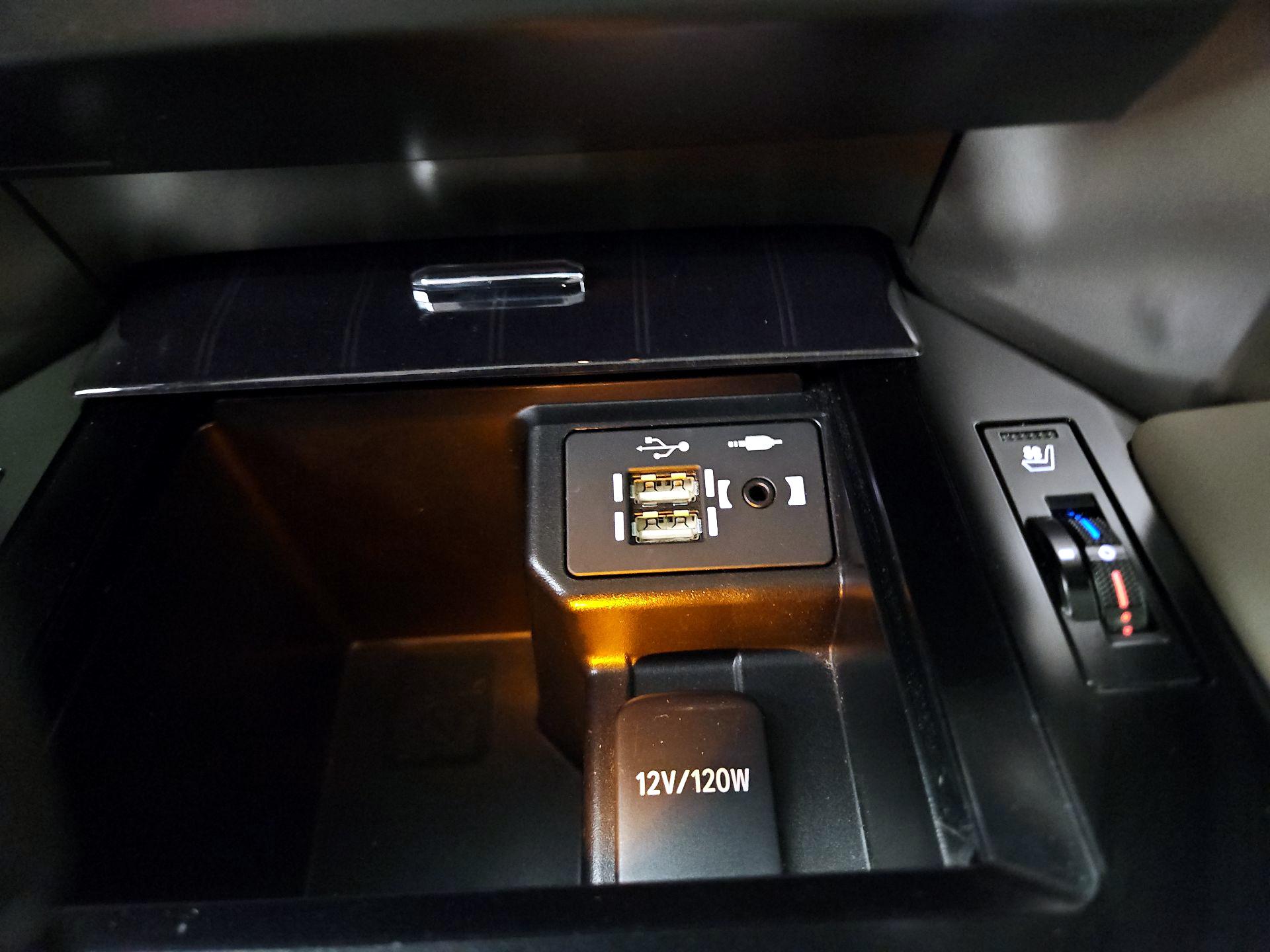 Thumbnail: 2021 Lexus GX - 19