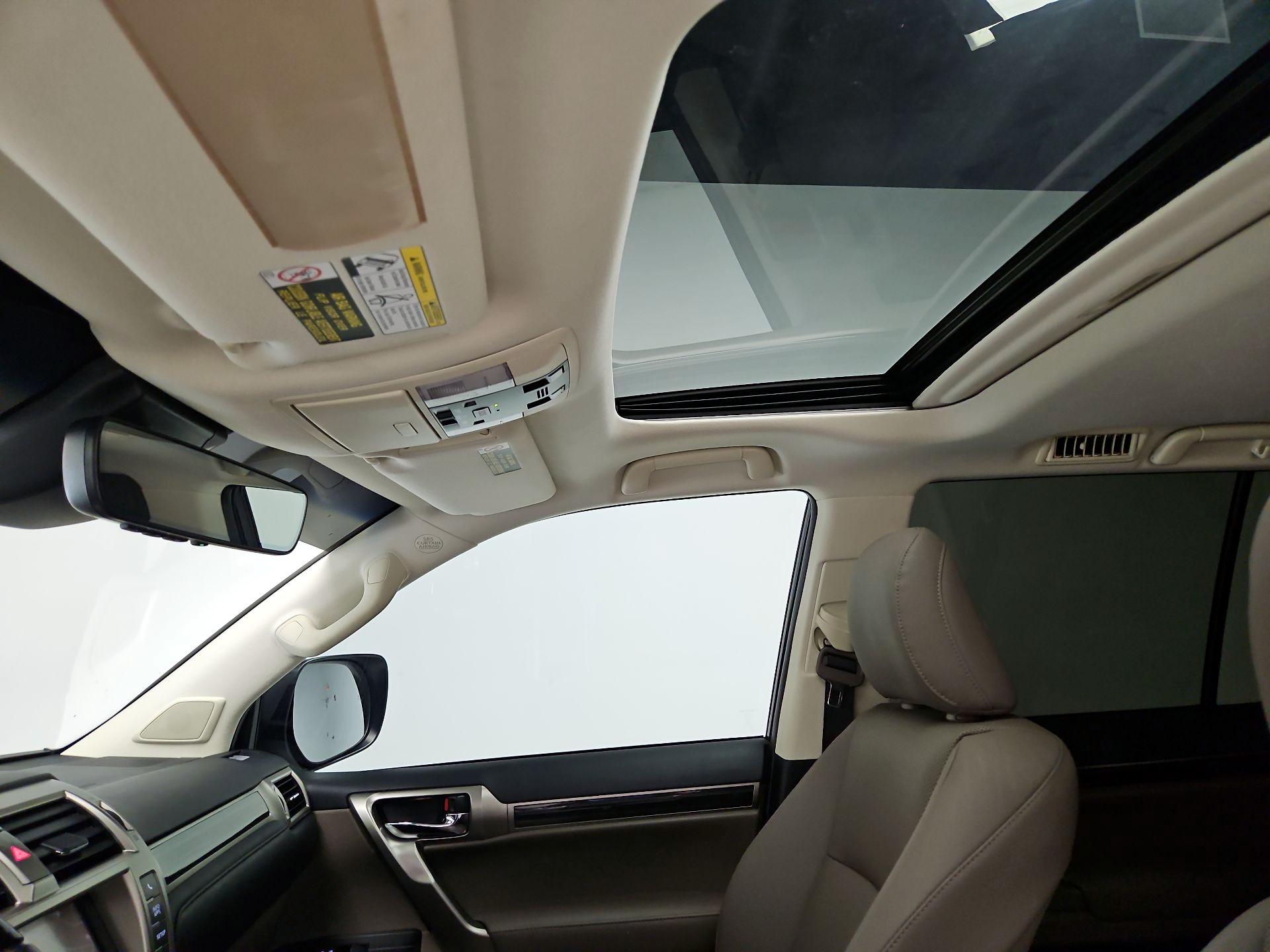 Thumbnail: 2021 Lexus GX - 20