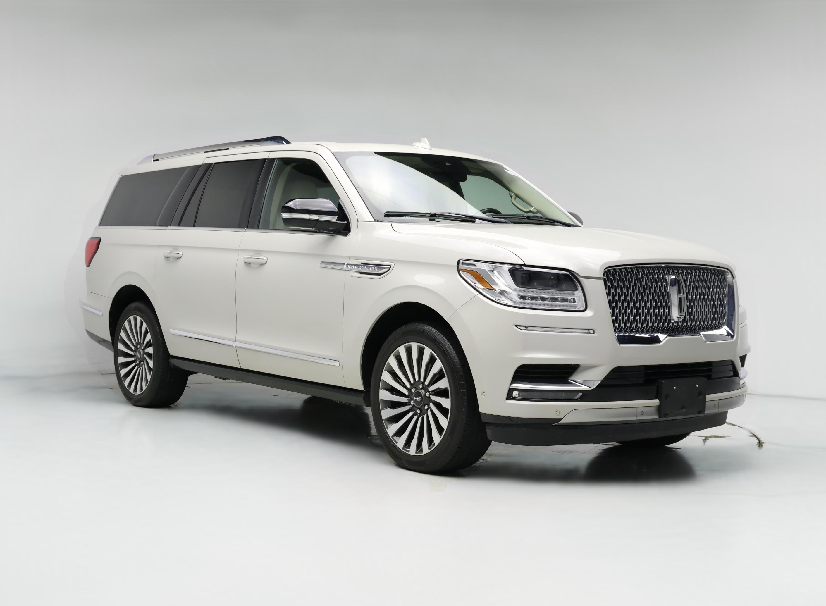Thumbnail: 2021 Lincoln Navigator L - 1
