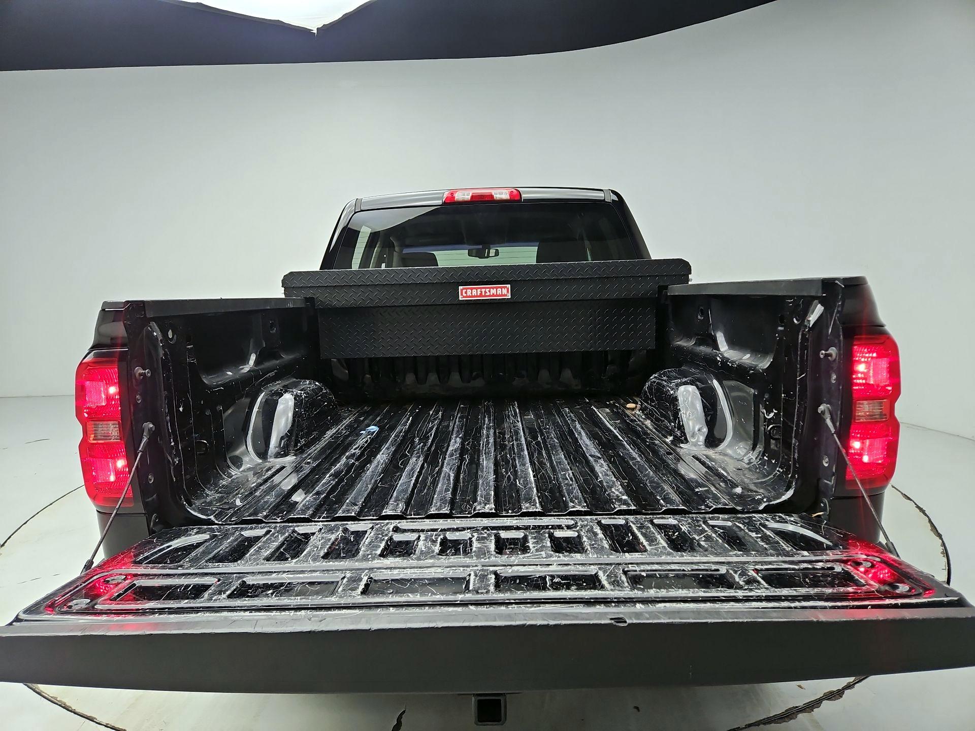 Thumbnail: 2017 Chevrolet Silverado 1500 - 20