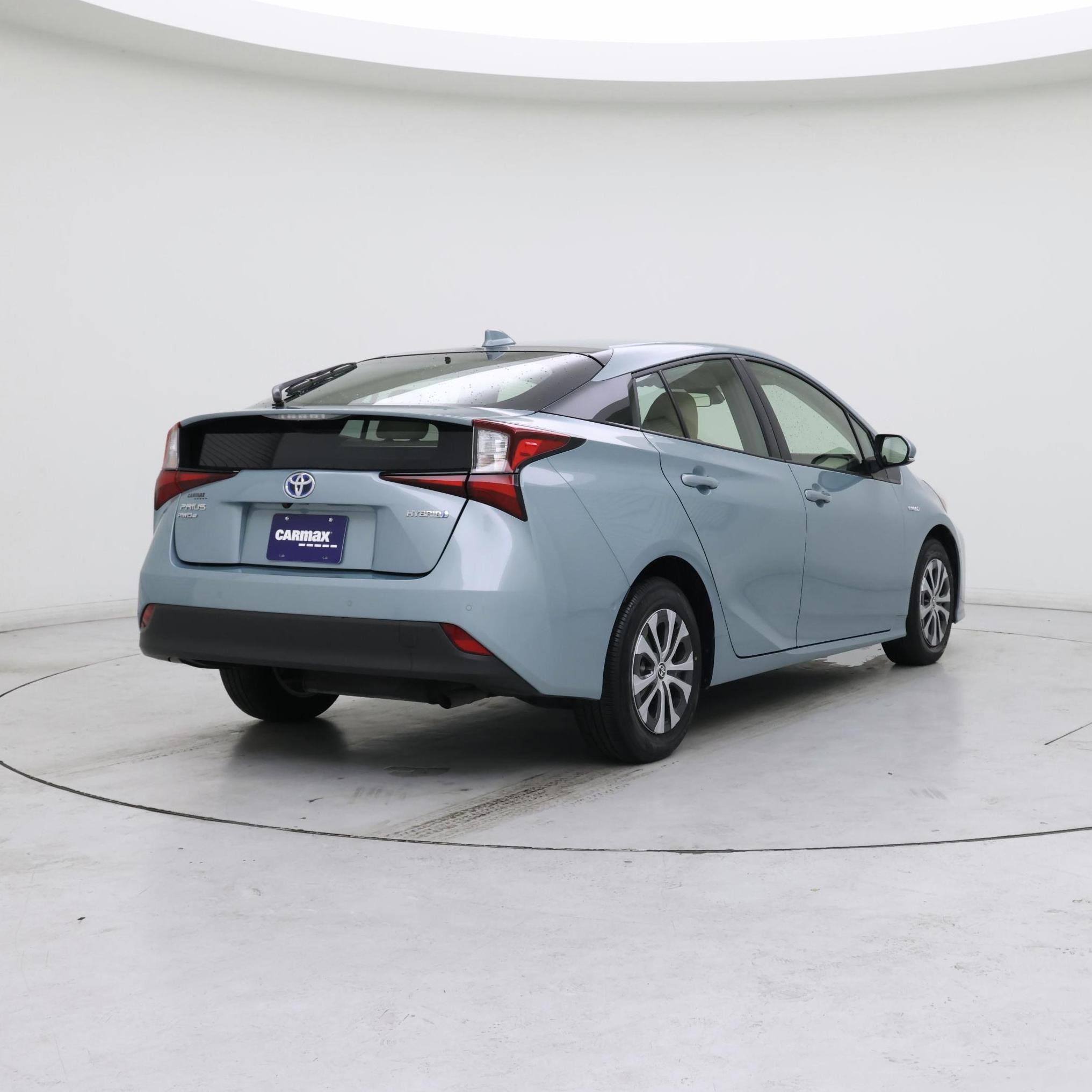 Thumbnail: 2021 Toyota Prius - 8