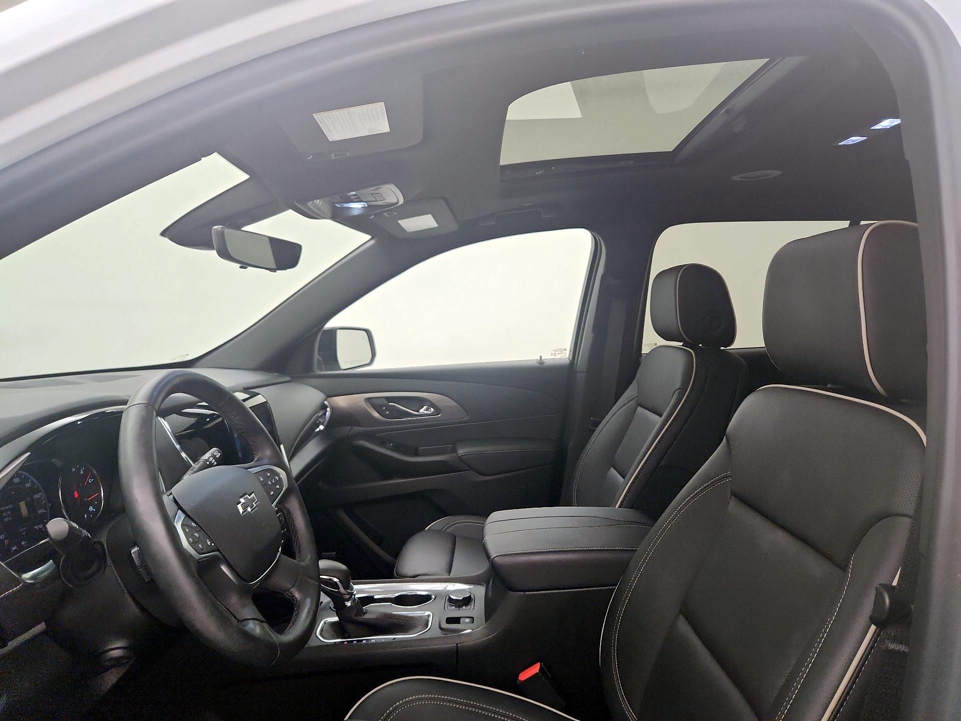 Thumbnail: 2023 Chevrolet Traverse - 19