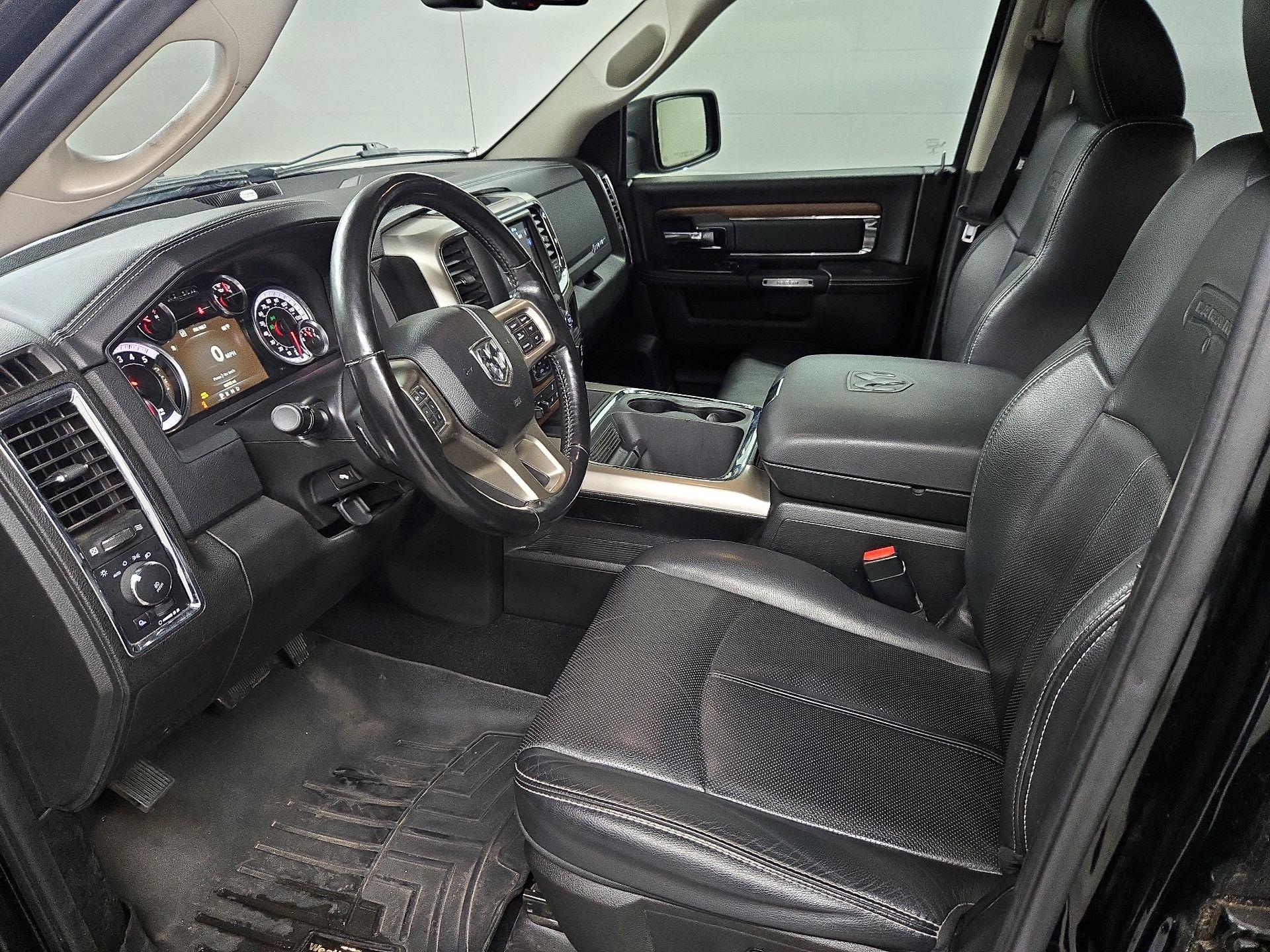Thumbnail: 2019 RAM 1500 Classic - 11
