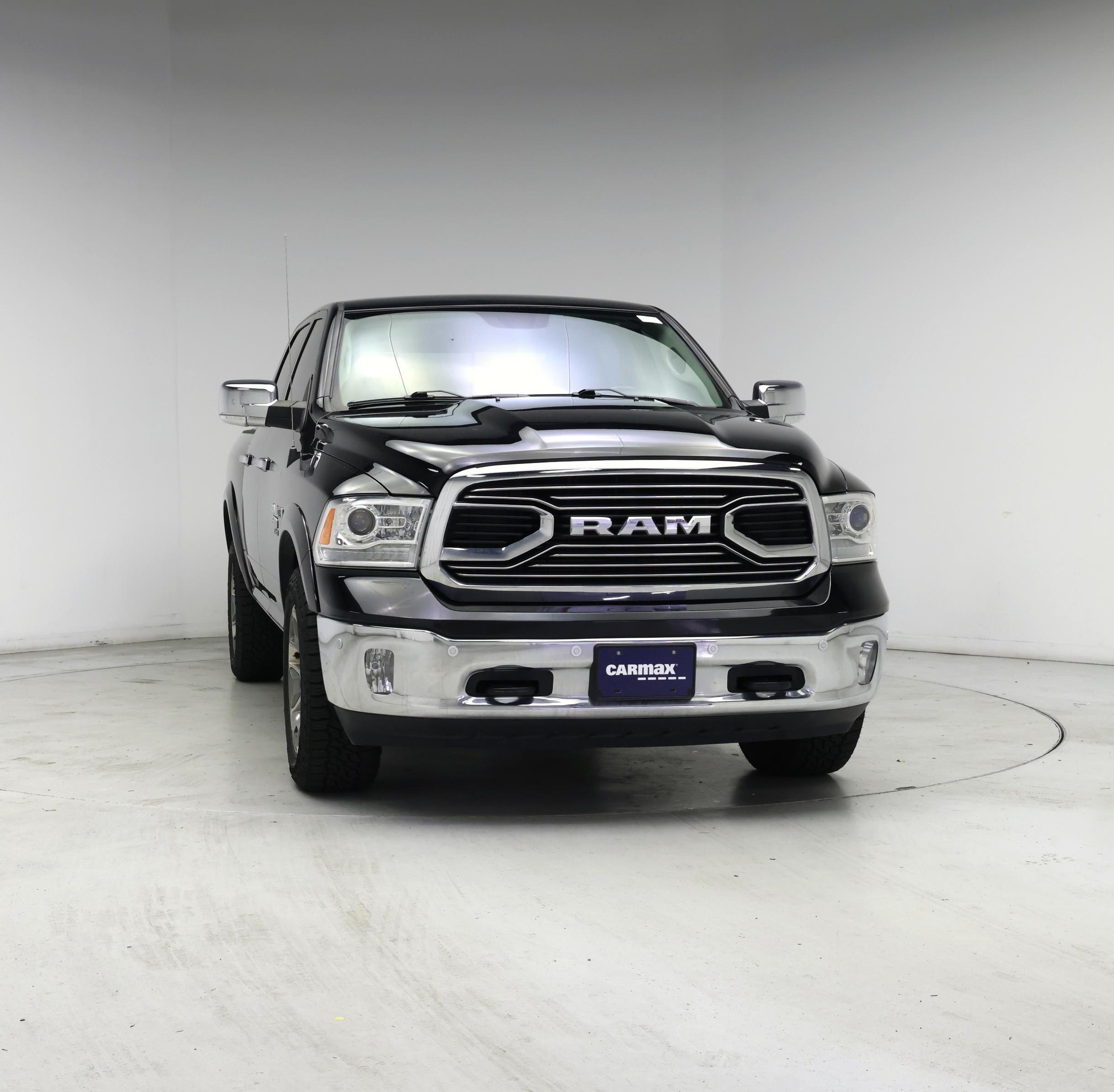 Thumbnail: 2019 RAM 1500 Classic - 5