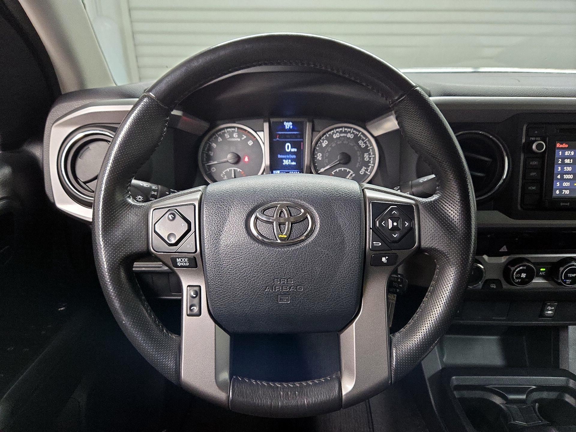 Thumbnail: 2017 Toyota Tacoma - 10
