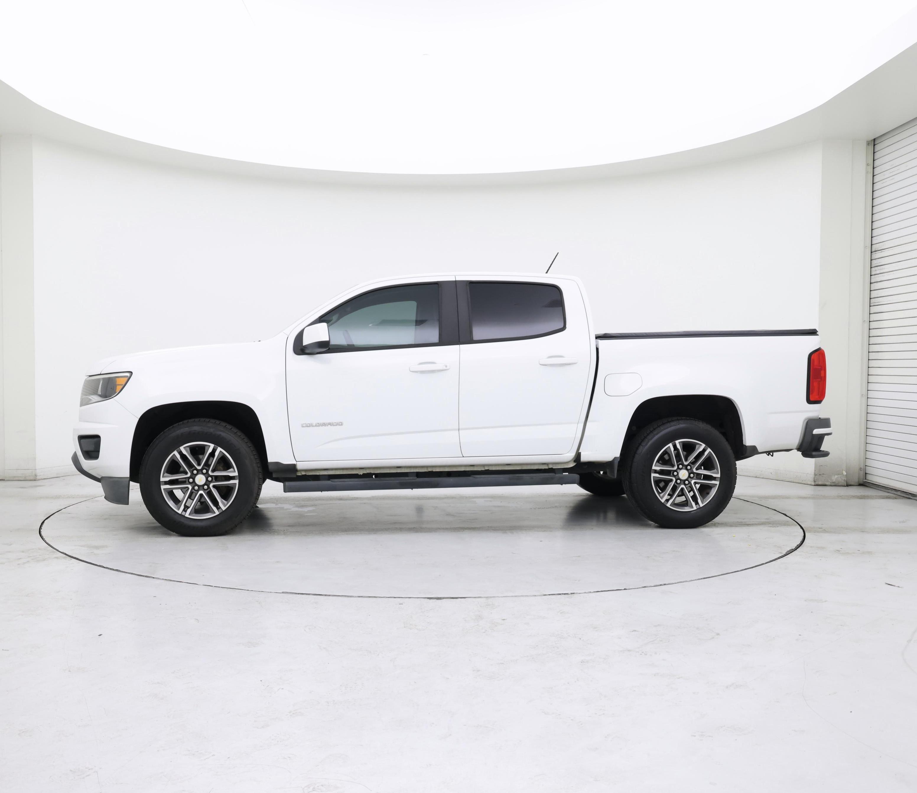 Thumbnail: 2020 Chevrolet Colorado - 3