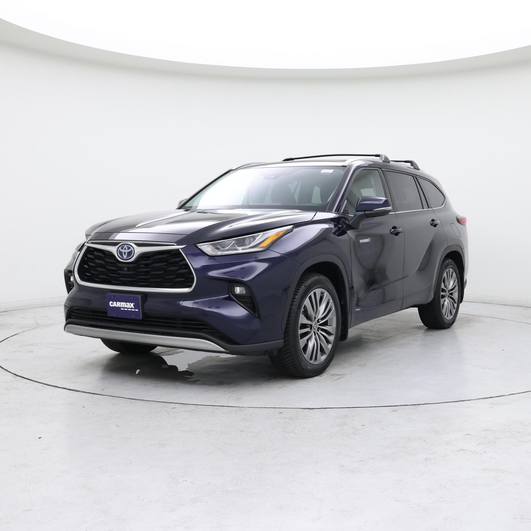 Thumbnail: 2021 Toyota Highlander - 4