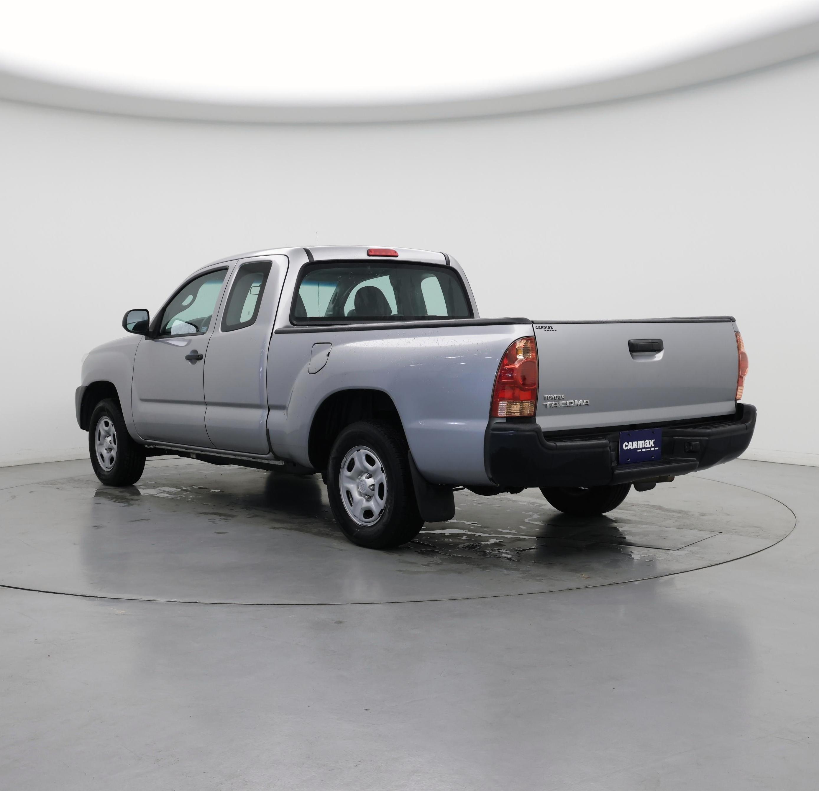 Thumbnail: 2015 Toyota Tacoma - 2