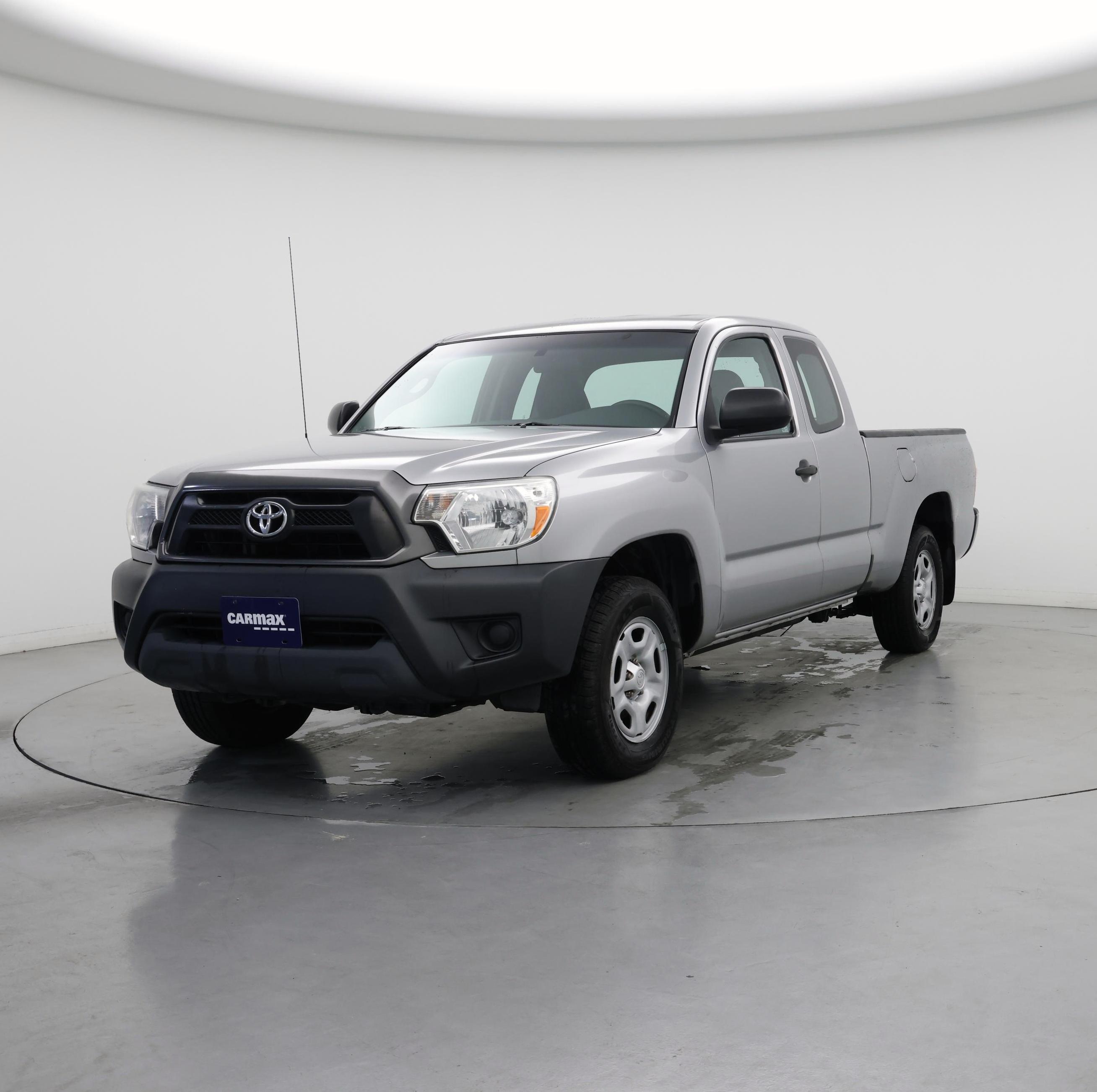 Thumbnail: 2015 Toyota Tacoma - 4