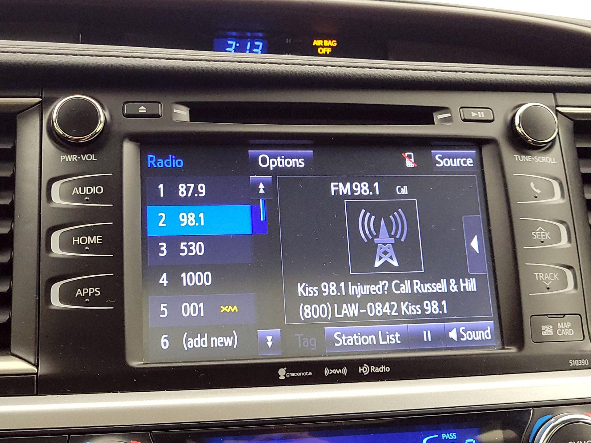 Thumbnail: 2019 Toyota Highlander - 16