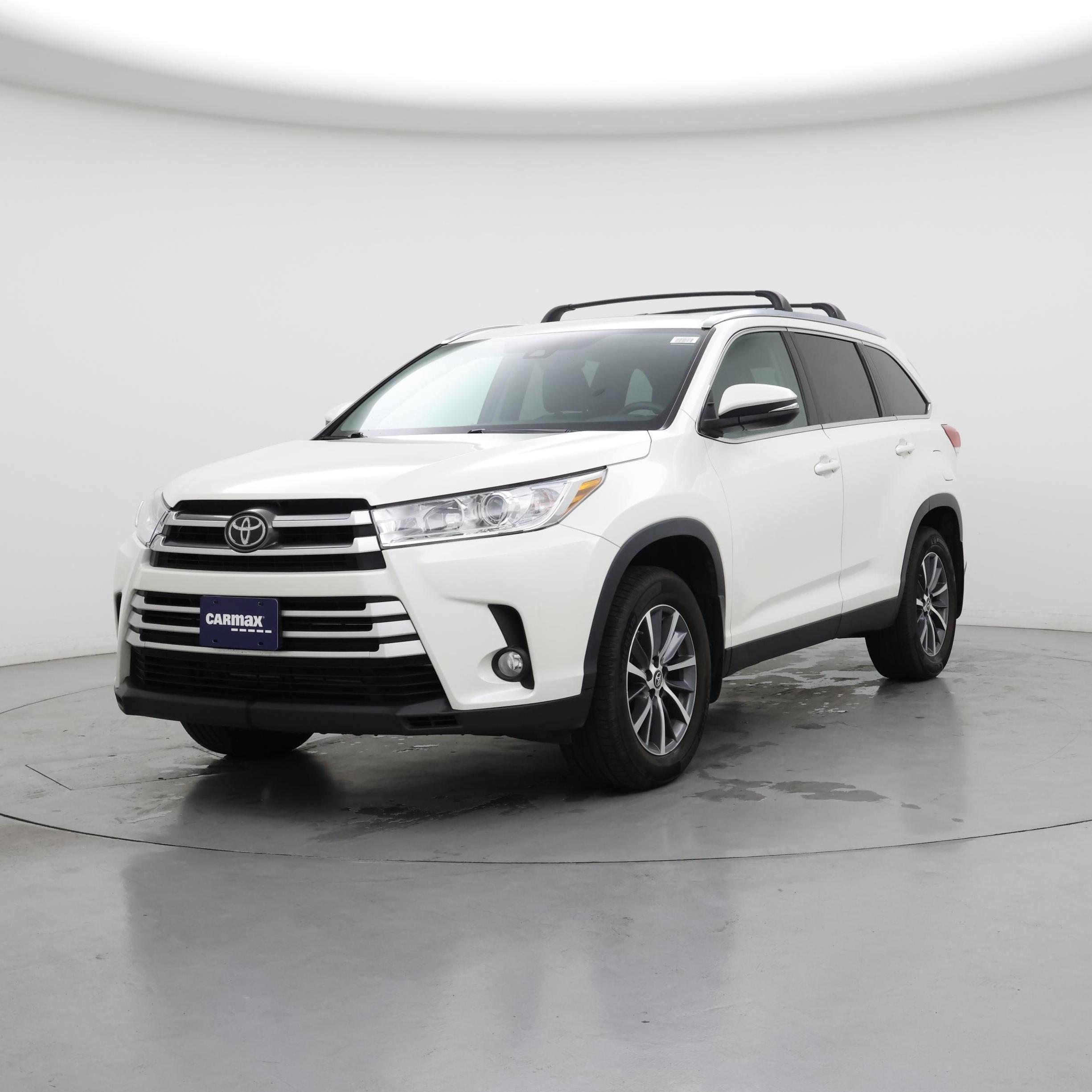 Thumbnail: 2019 Toyota Highlander - 4
