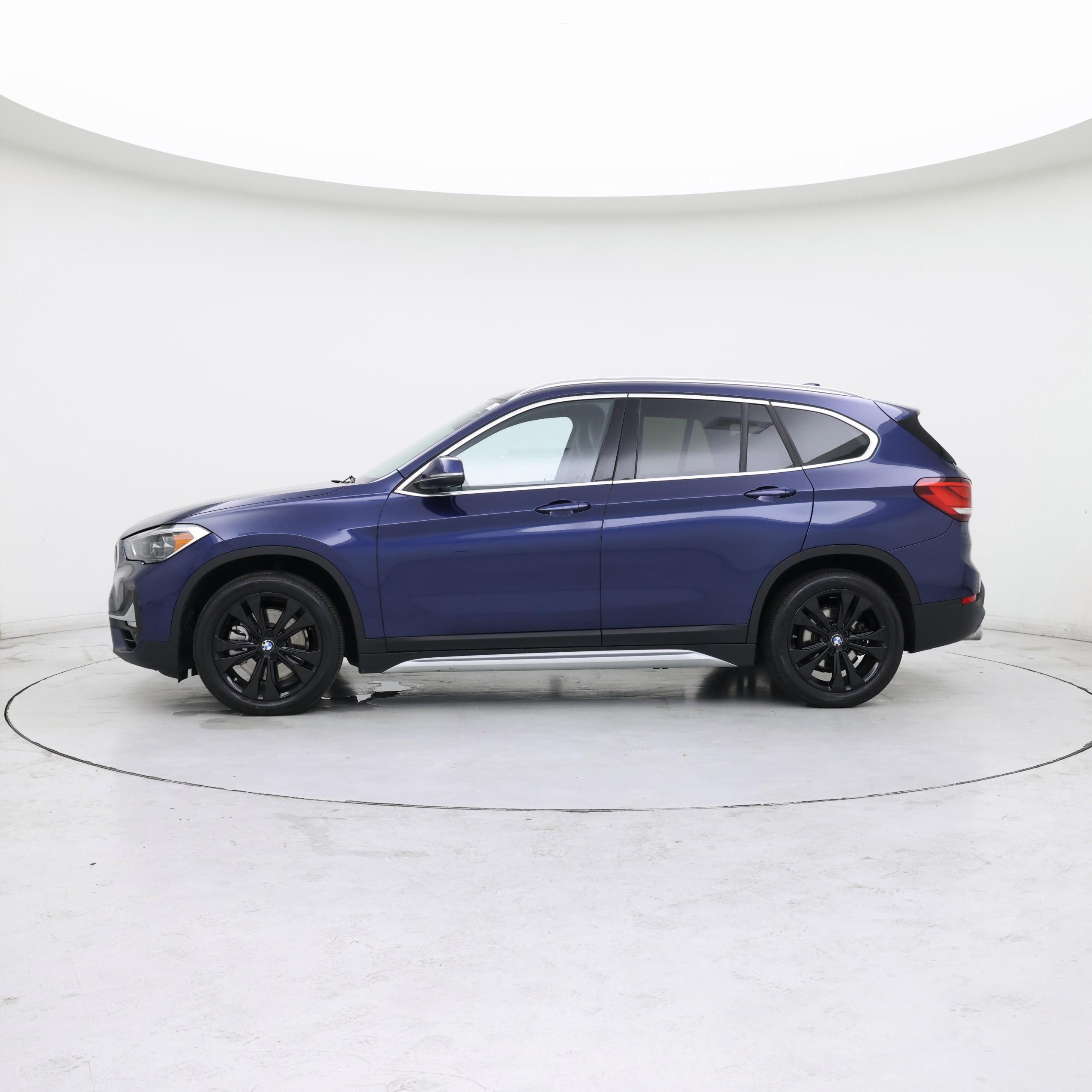 Thumbnail: 2020 BMW X1 - 3