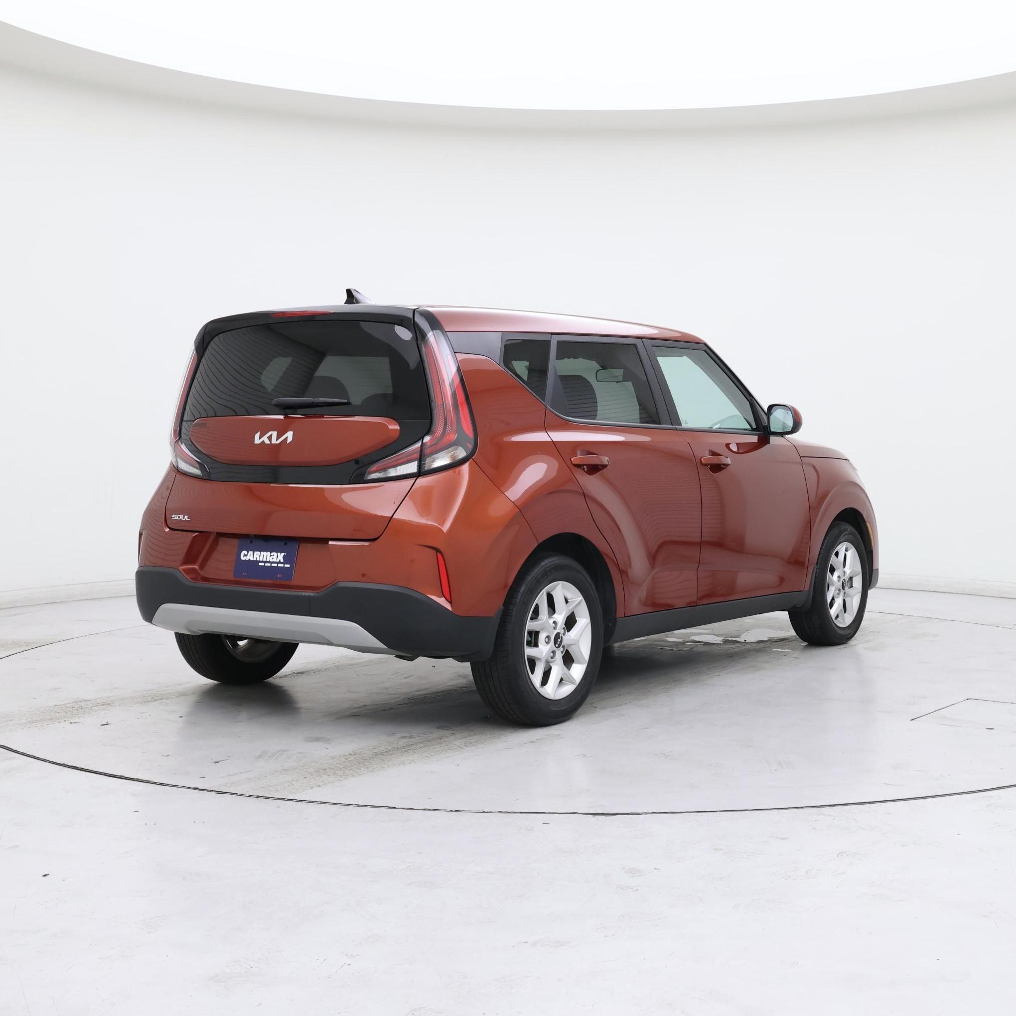 Thumbnail: 2023 Kia Soul - 8