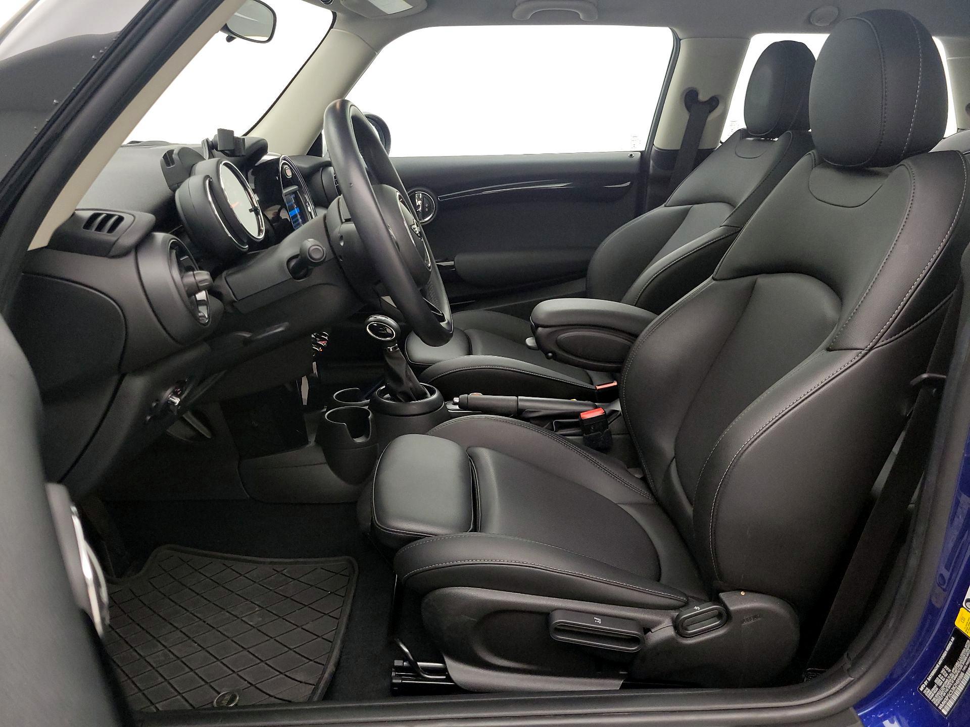 Thumbnail: 2019 MINI Cooper Hardtop - 11