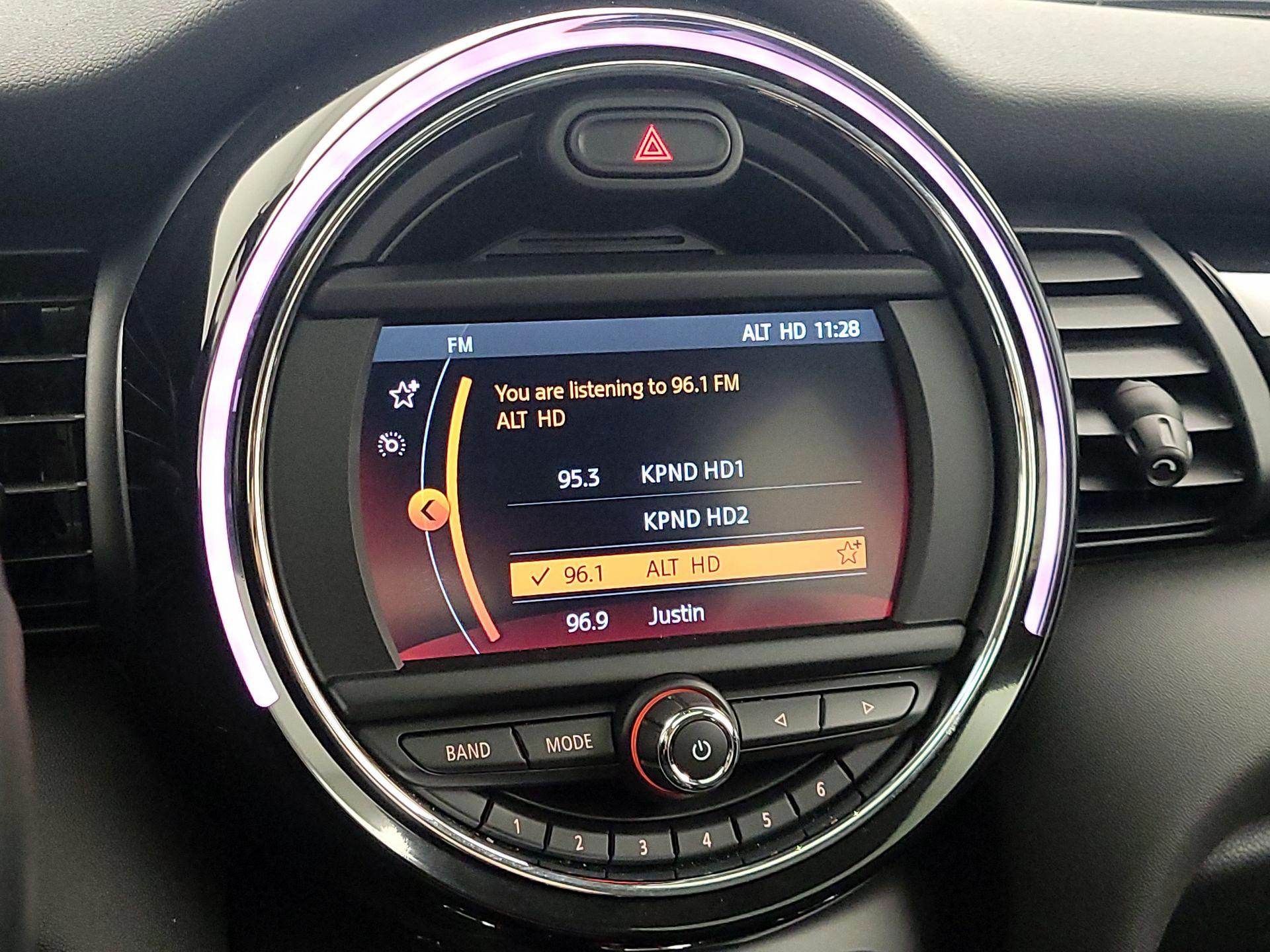 Thumbnail: 2019 MINI Cooper Hardtop - 15