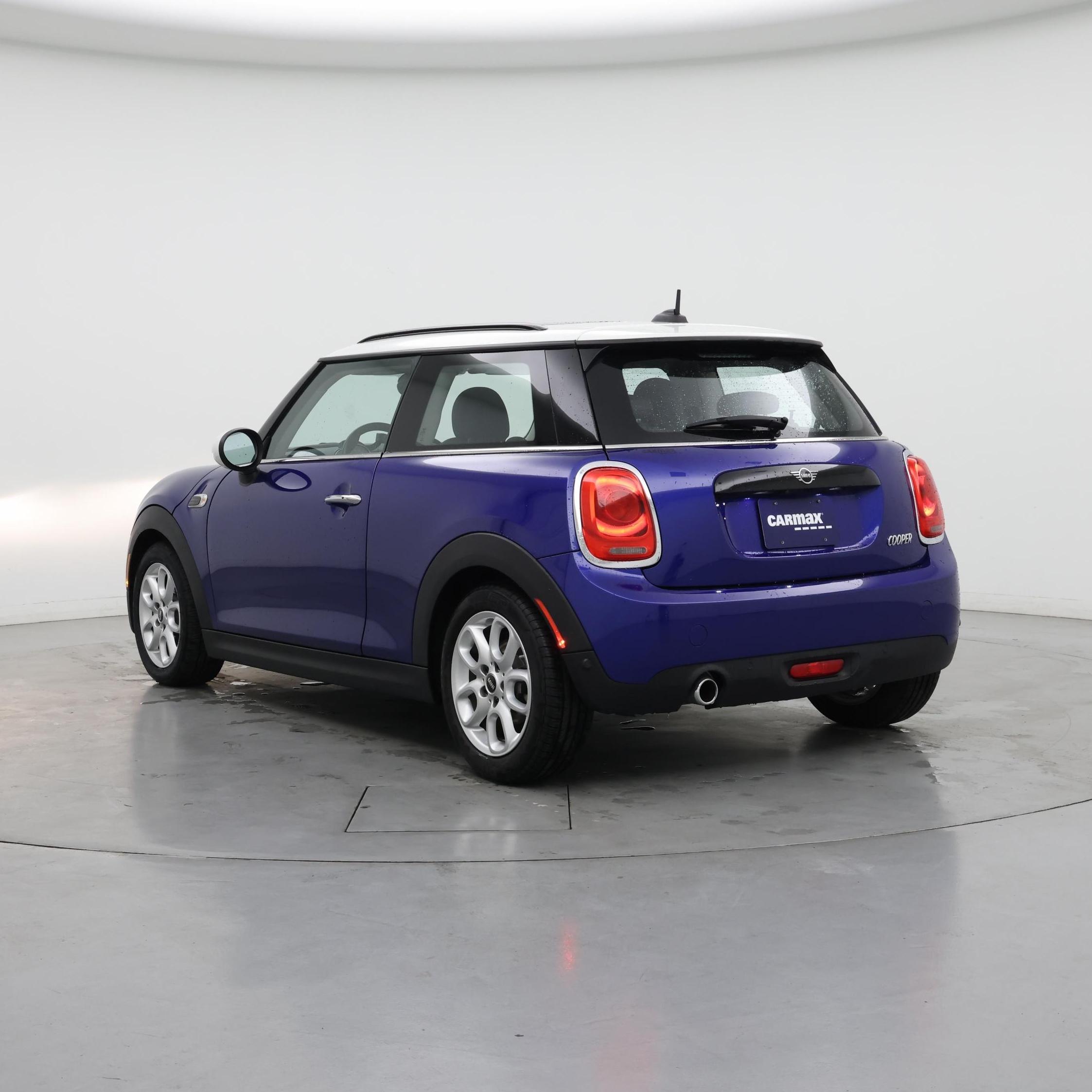 Thumbnail: 2019 MINI Cooper Hardtop - 2