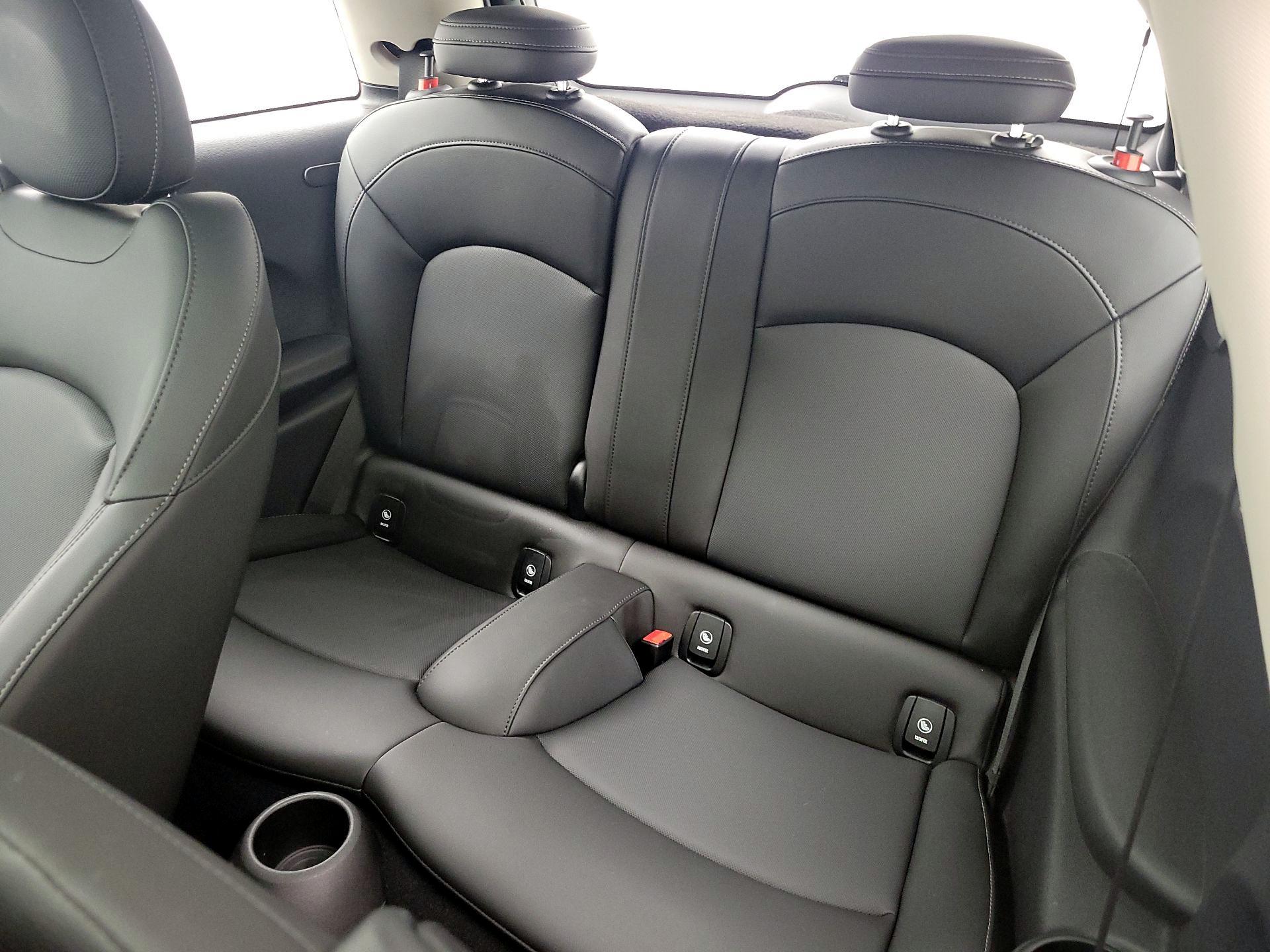 Thumbnail: 2019 MINI Cooper Hardtop - 20