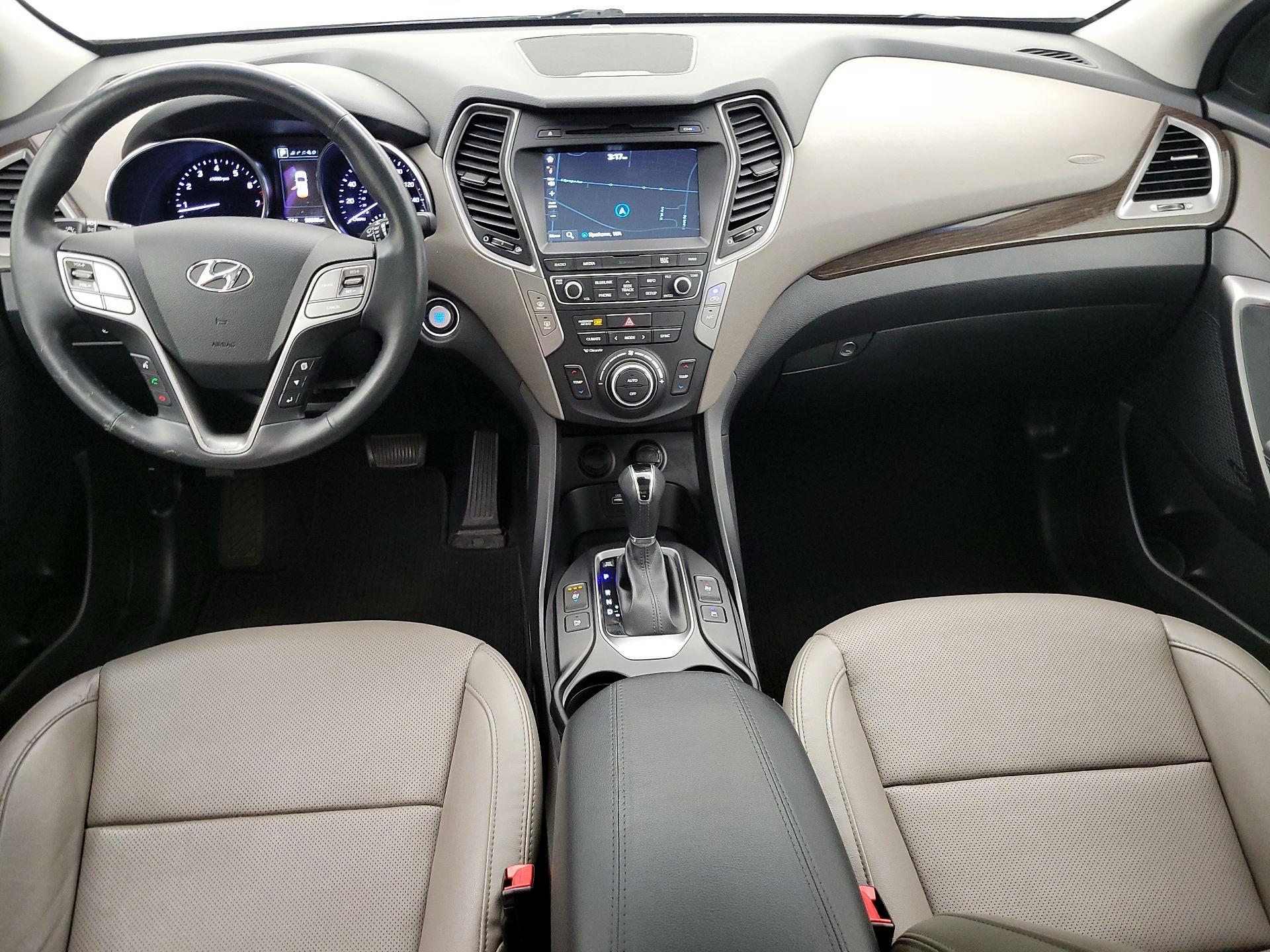 Thumbnail: 2017 Hyundai Santa Fe - 9