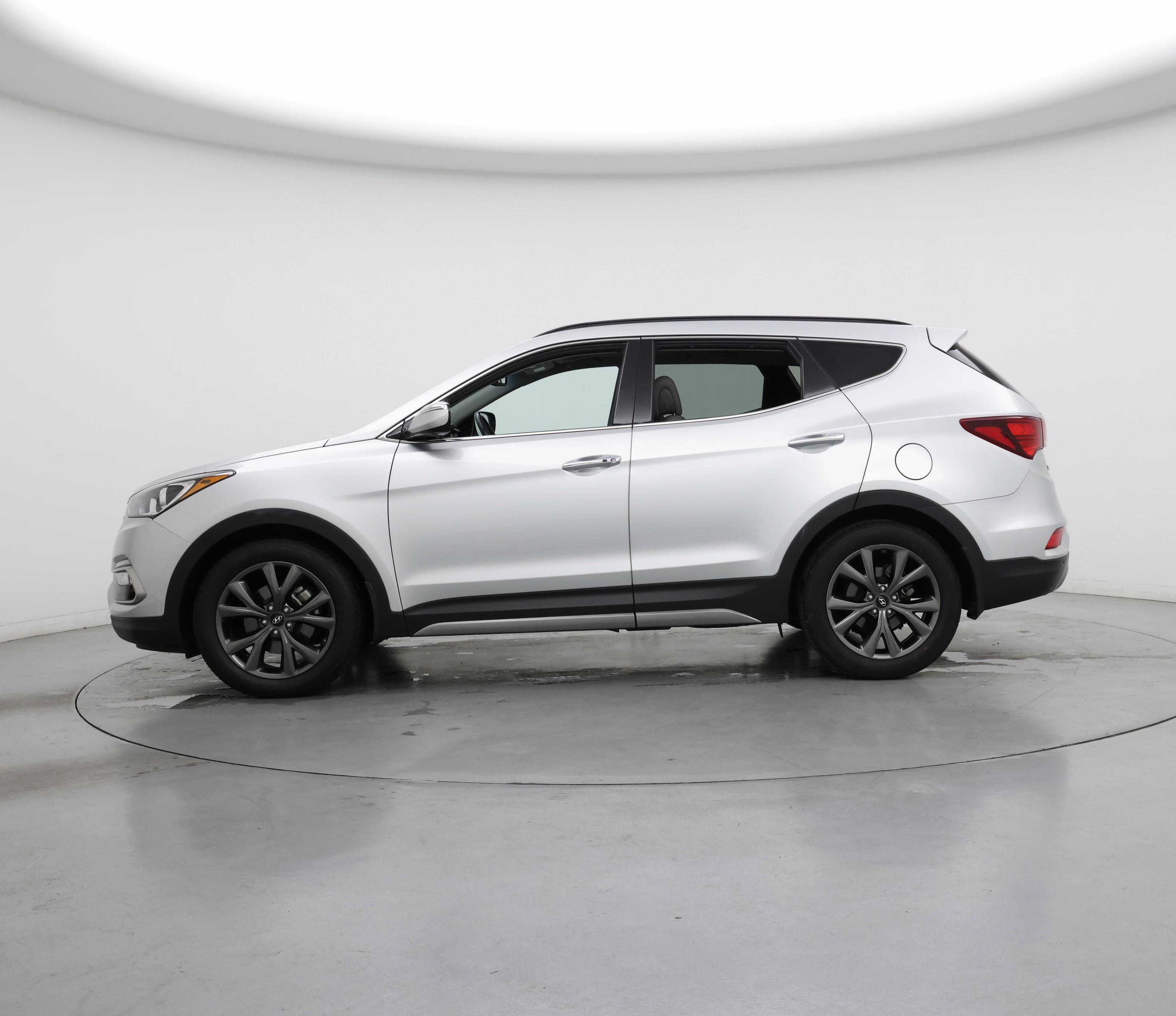 Thumbnail: 2017 Hyundai Santa Fe - 3