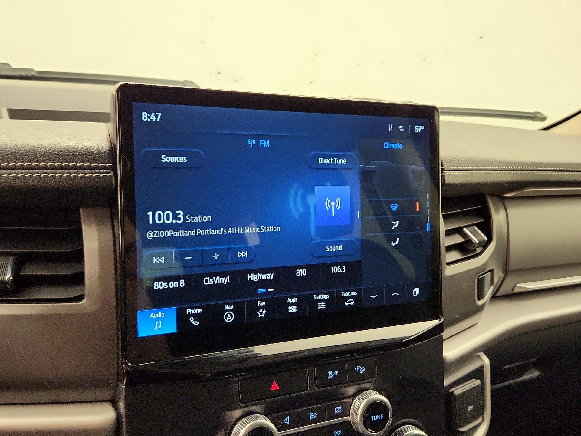 Thumbnail: 2022 Ford Expedition - 16