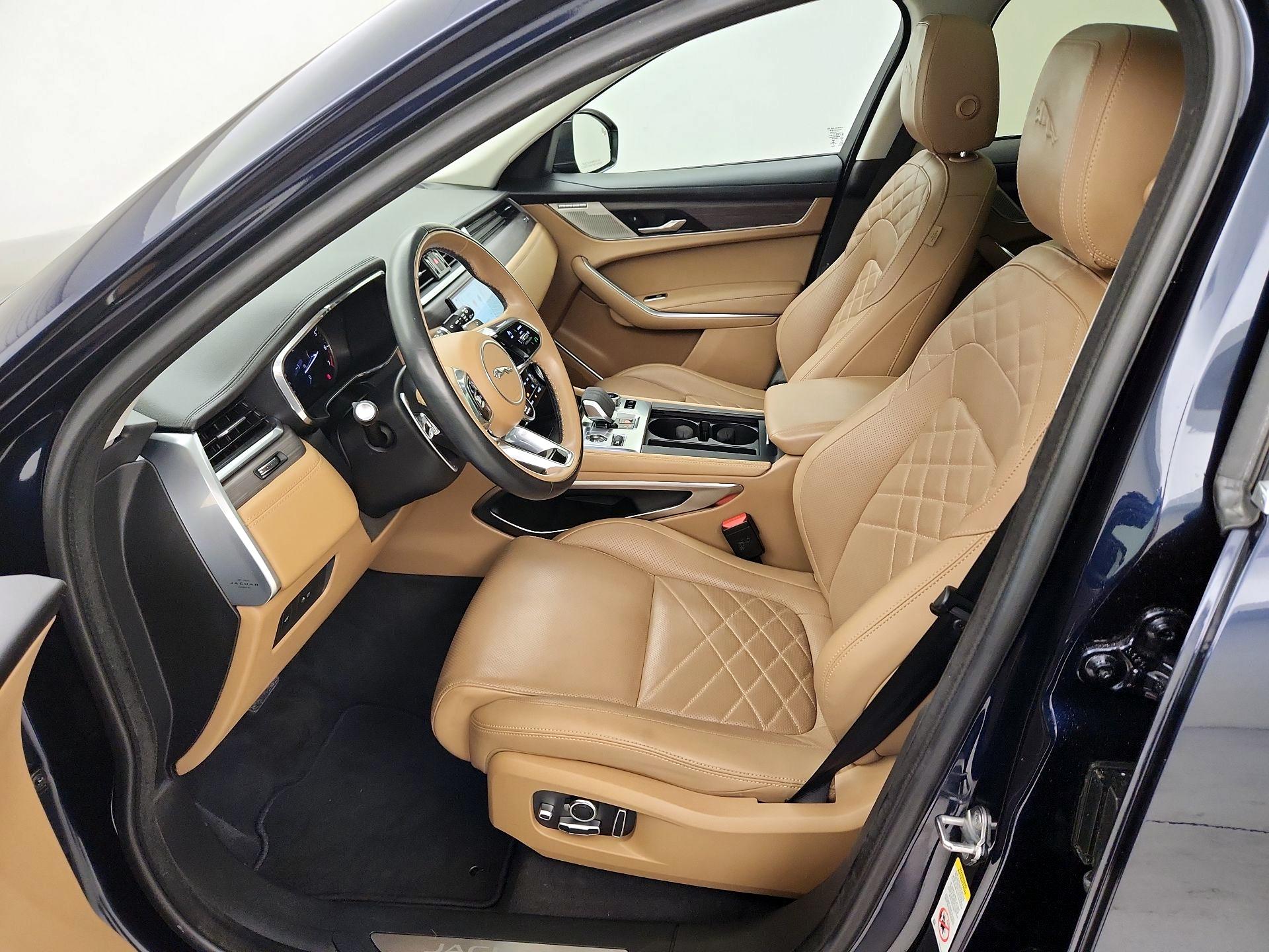 Thumbnail: 2023 Jaguar F-Pace - 11