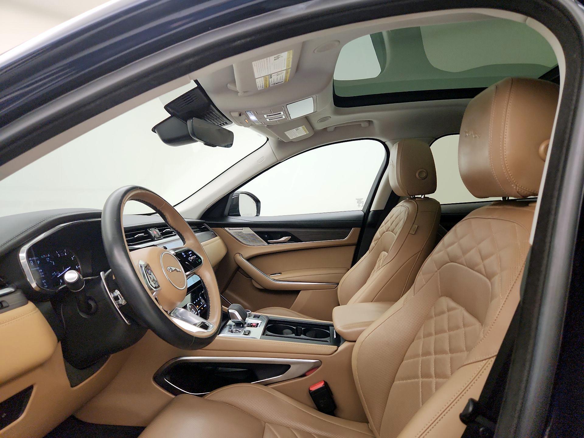 Thumbnail: 2023 Jaguar F-Pace - 20