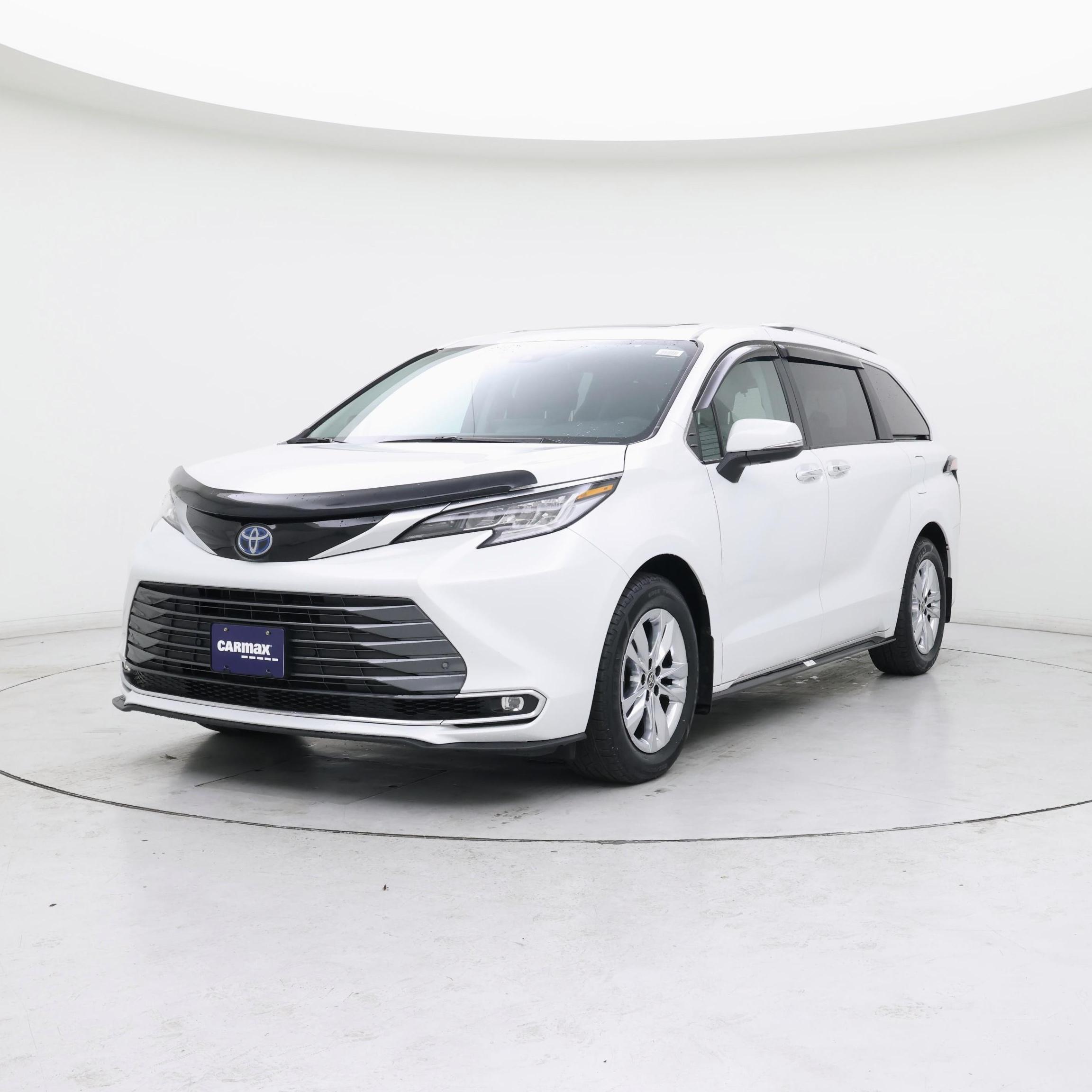 Thumbnail: 2023 Toyota Sienna - 4
