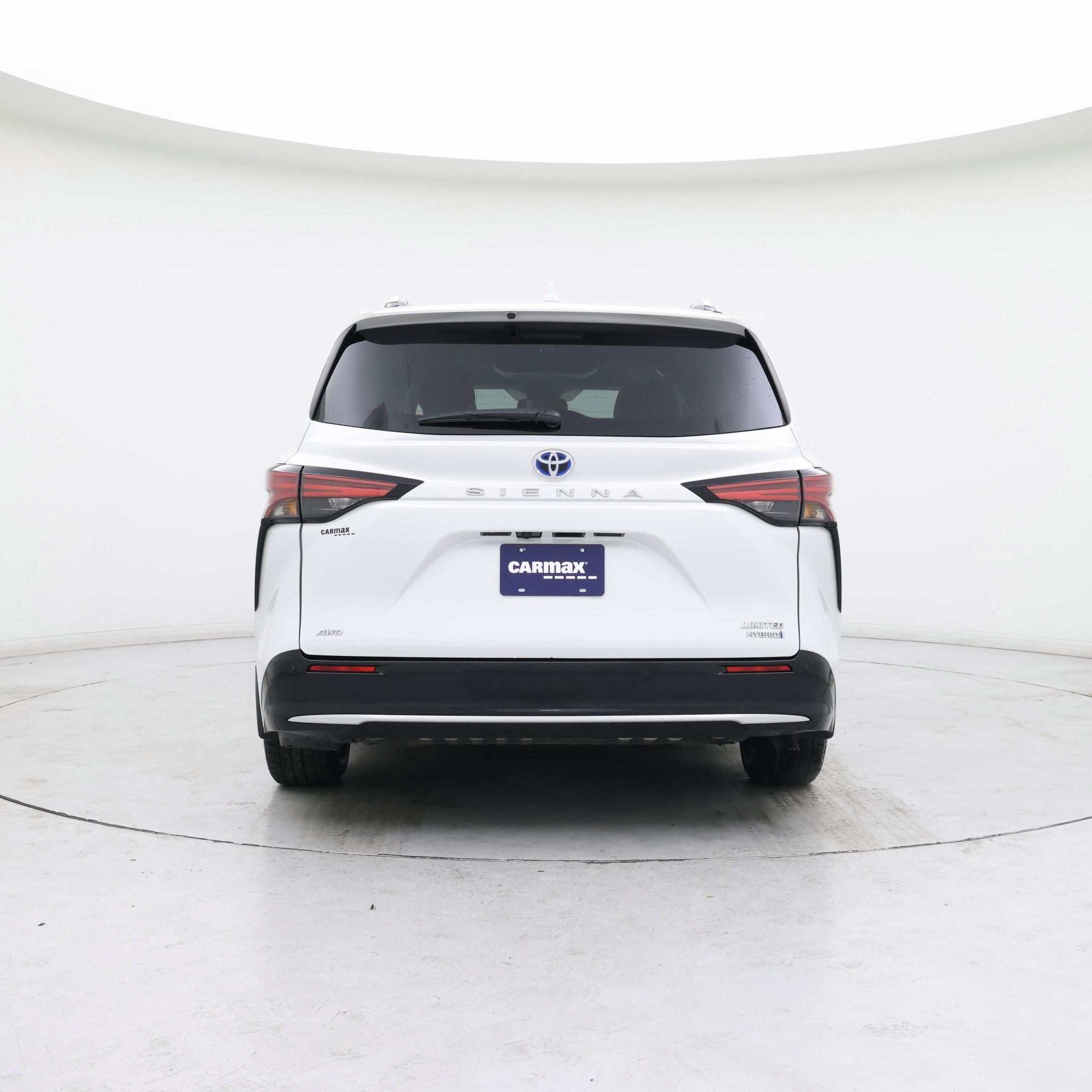 Thumbnail: 2023 Toyota Sienna - 6