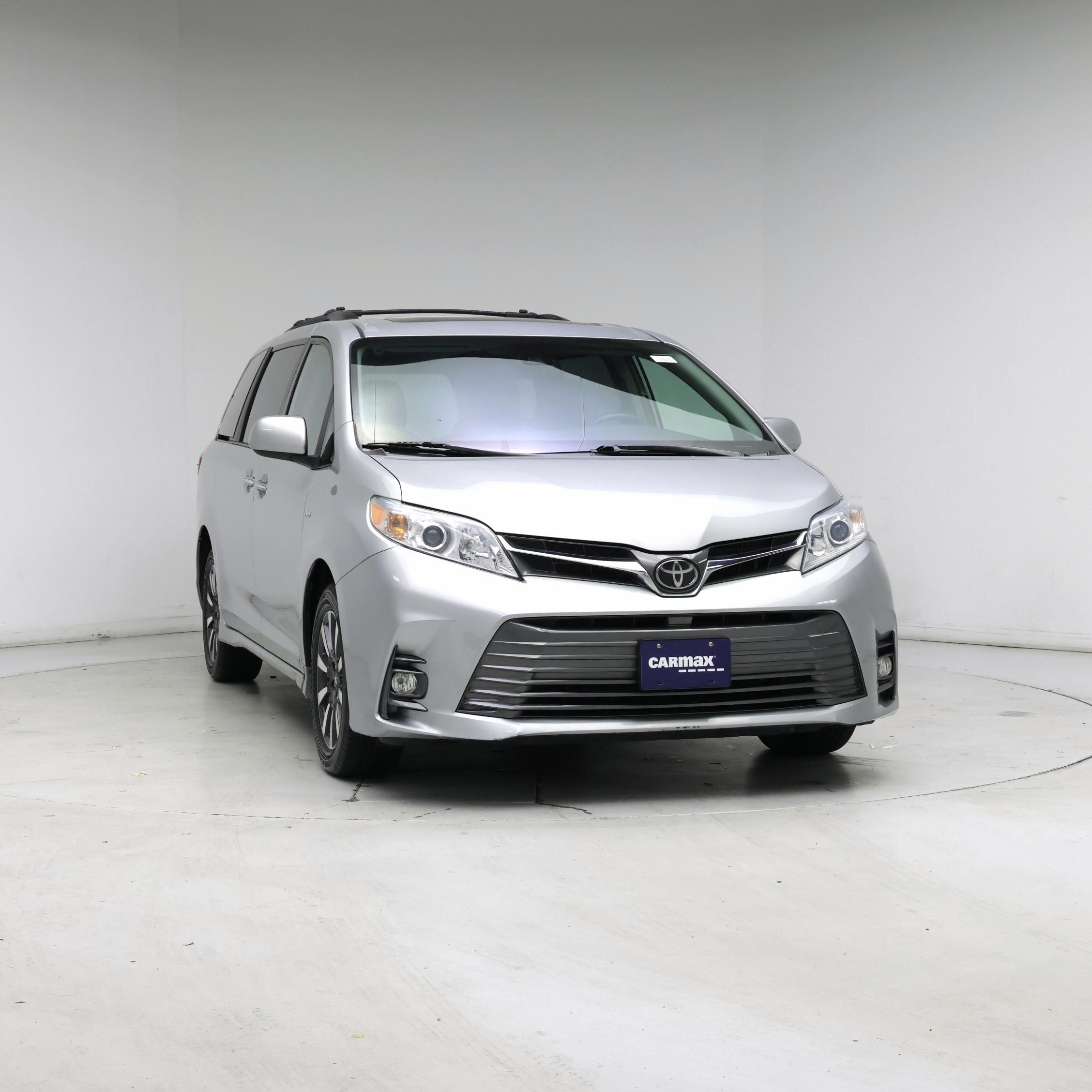 Thumbnail: 2019 Toyota Sienna - 5