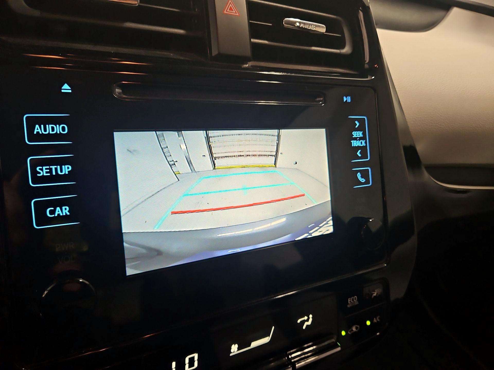 Thumbnail: 2019 Toyota Prius - 14