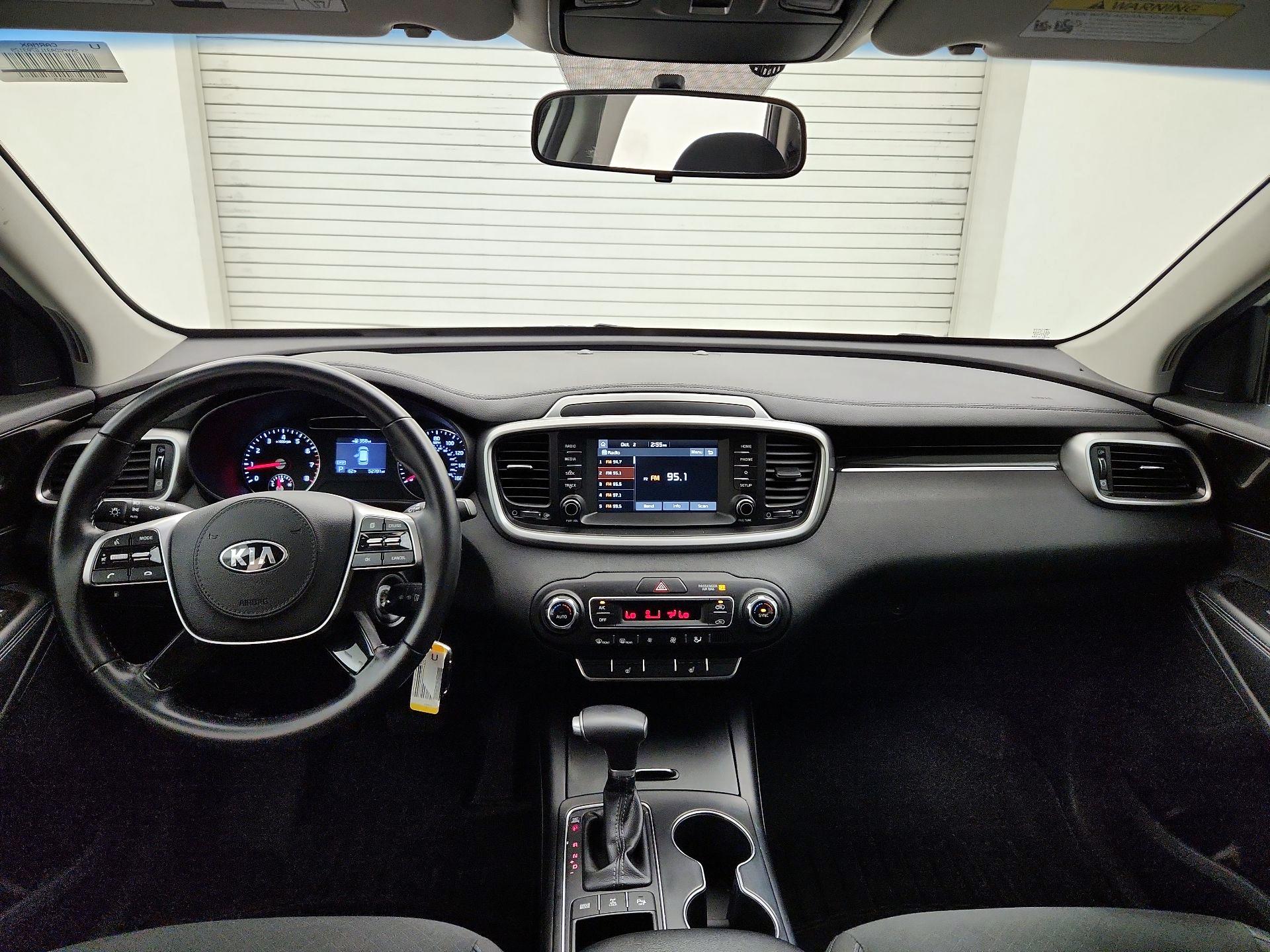 Thumbnail: 2020 Kia Sorento - 9