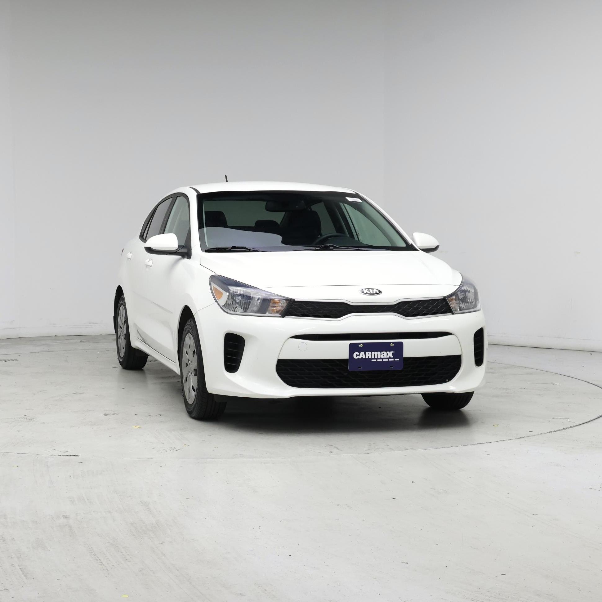Thumbnail: 2019 Kia Rio - 5