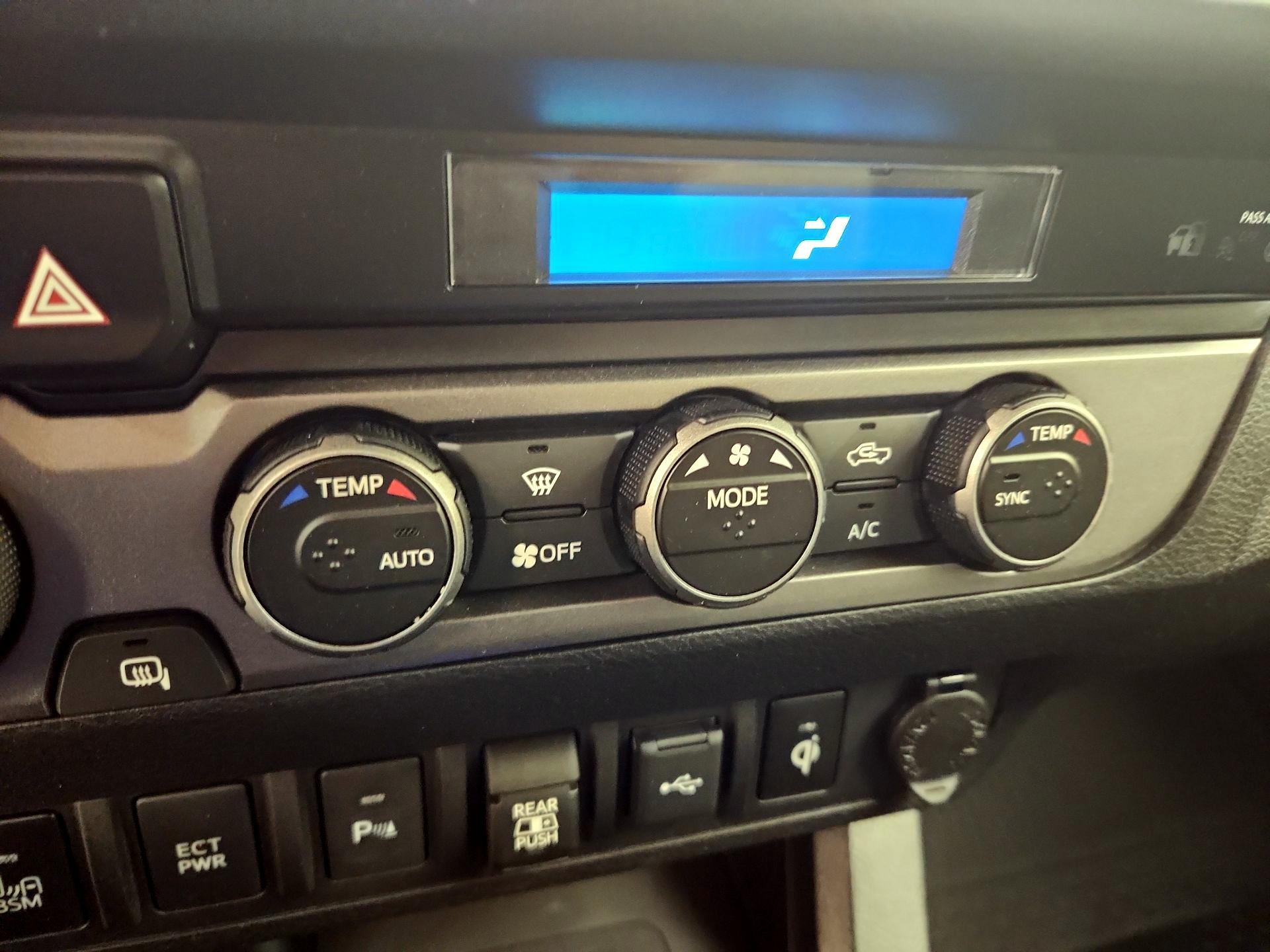 Thumbnail: 2021 Toyota Tacoma - 16