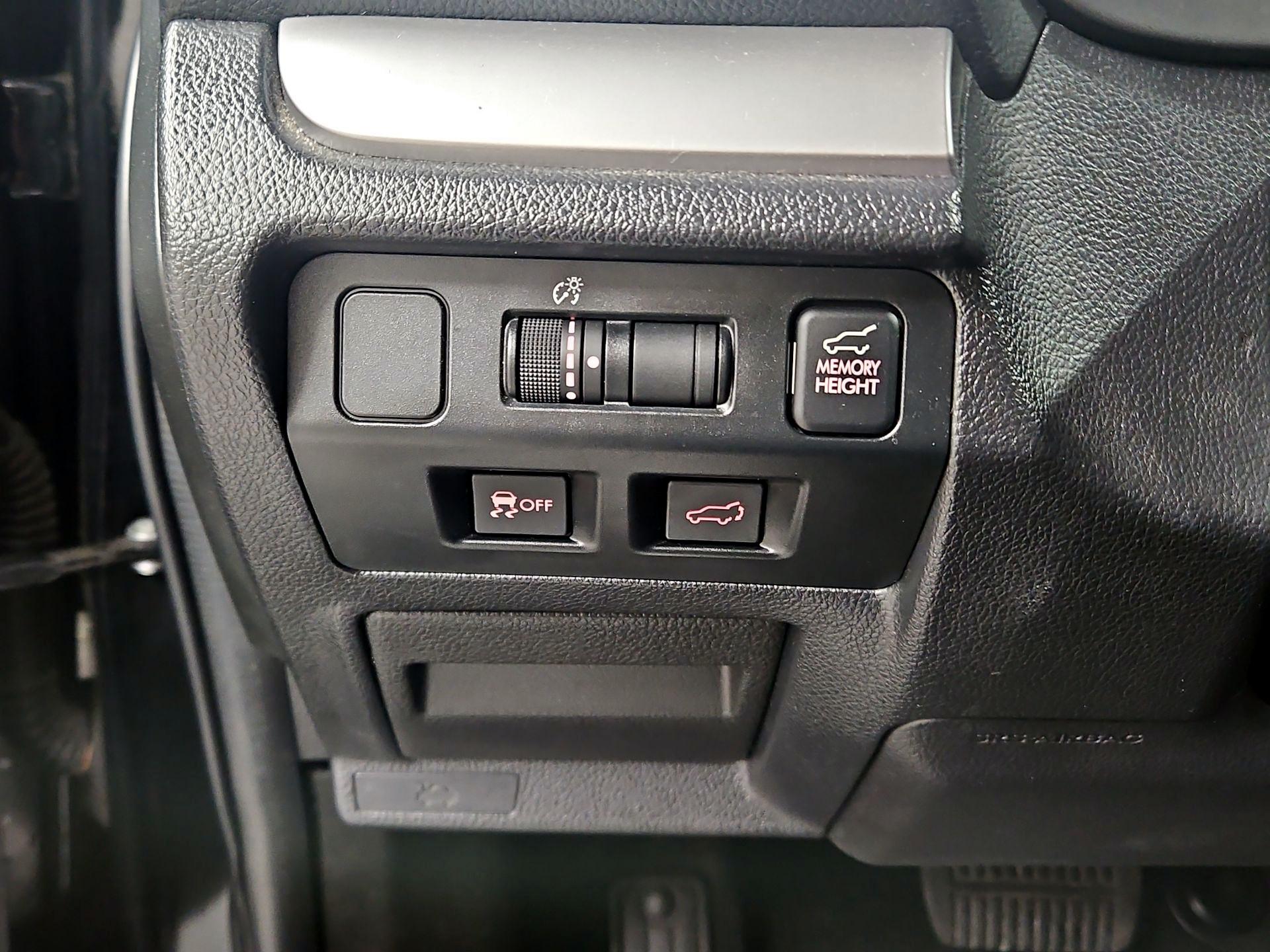 Thumbnail: 2016 Subaru Forester - 13
