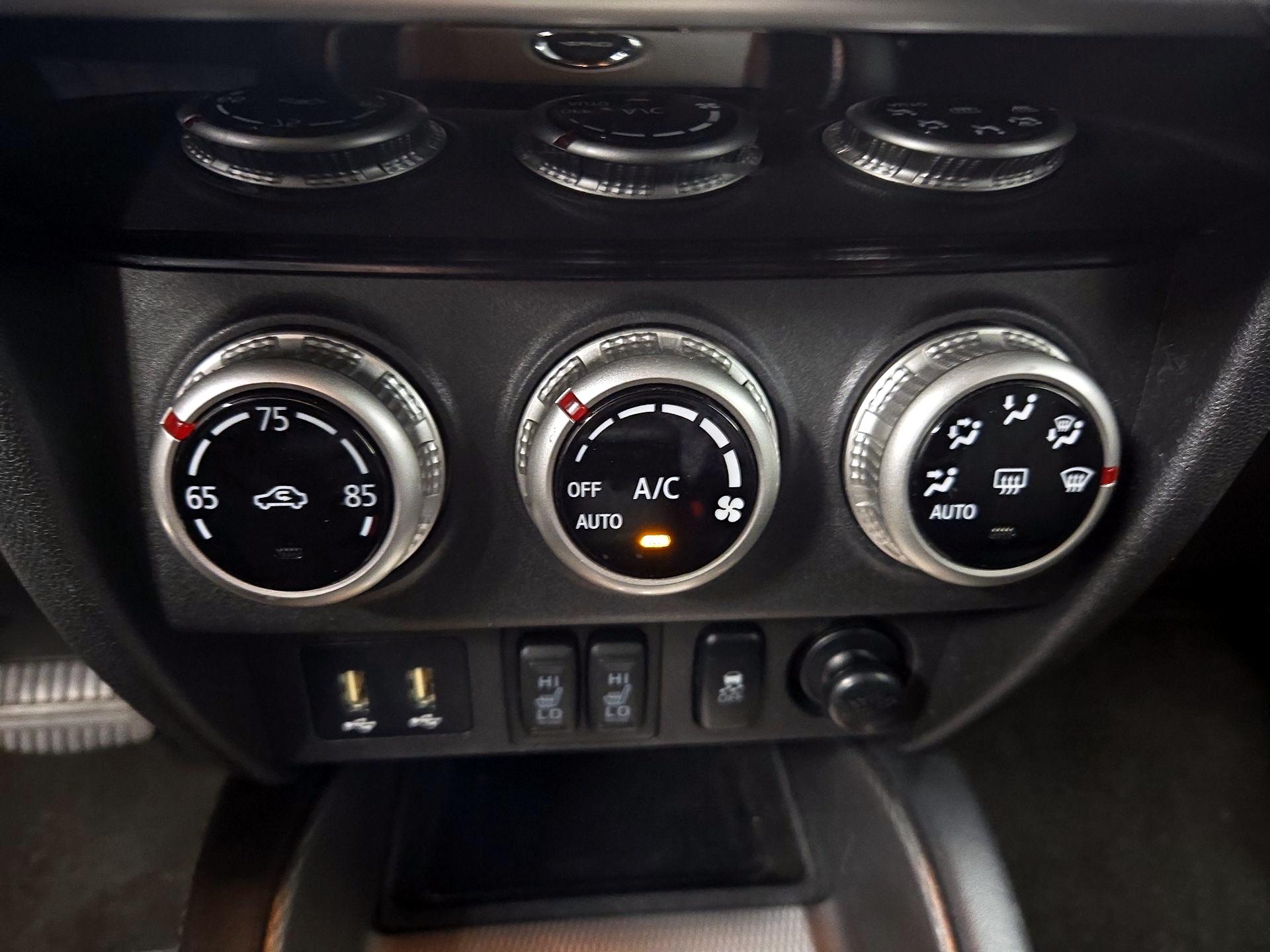 Thumbnail: 2021 Mitsubishi Outlander Sport - 16