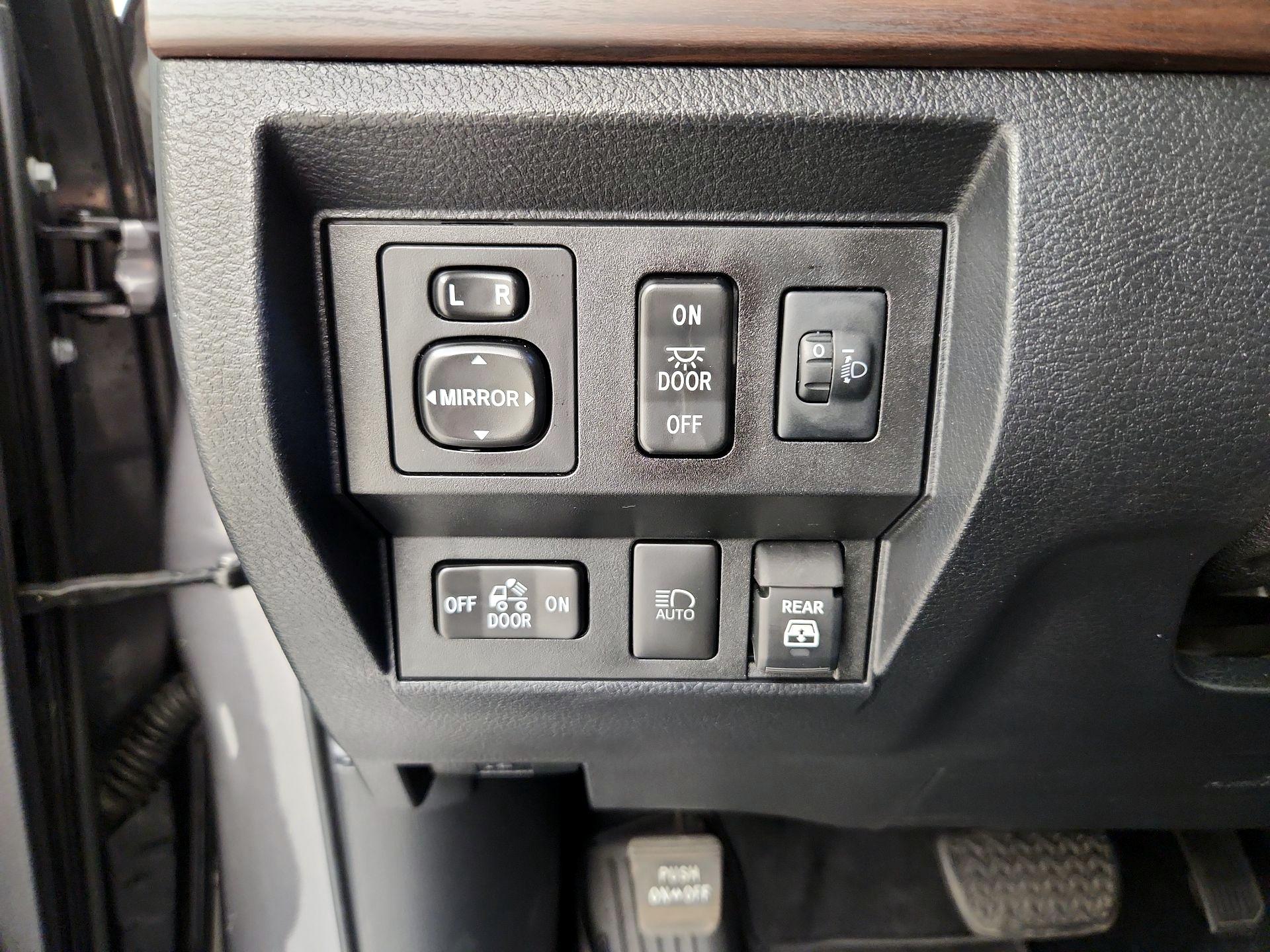 Thumbnail: 2020 Toyota Tundra - 13