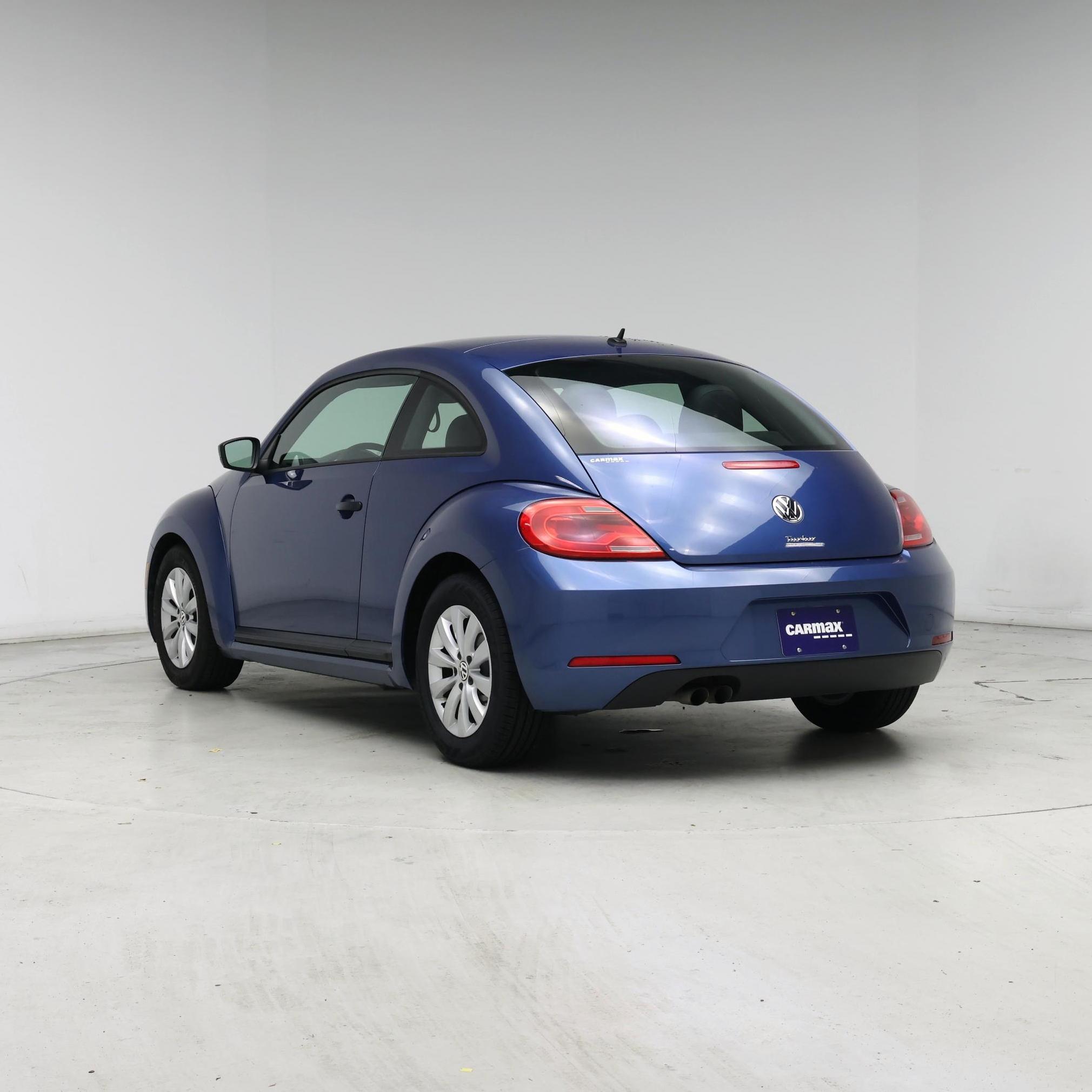 Thumbnail: 2016 Volkswagen Beetle - 2