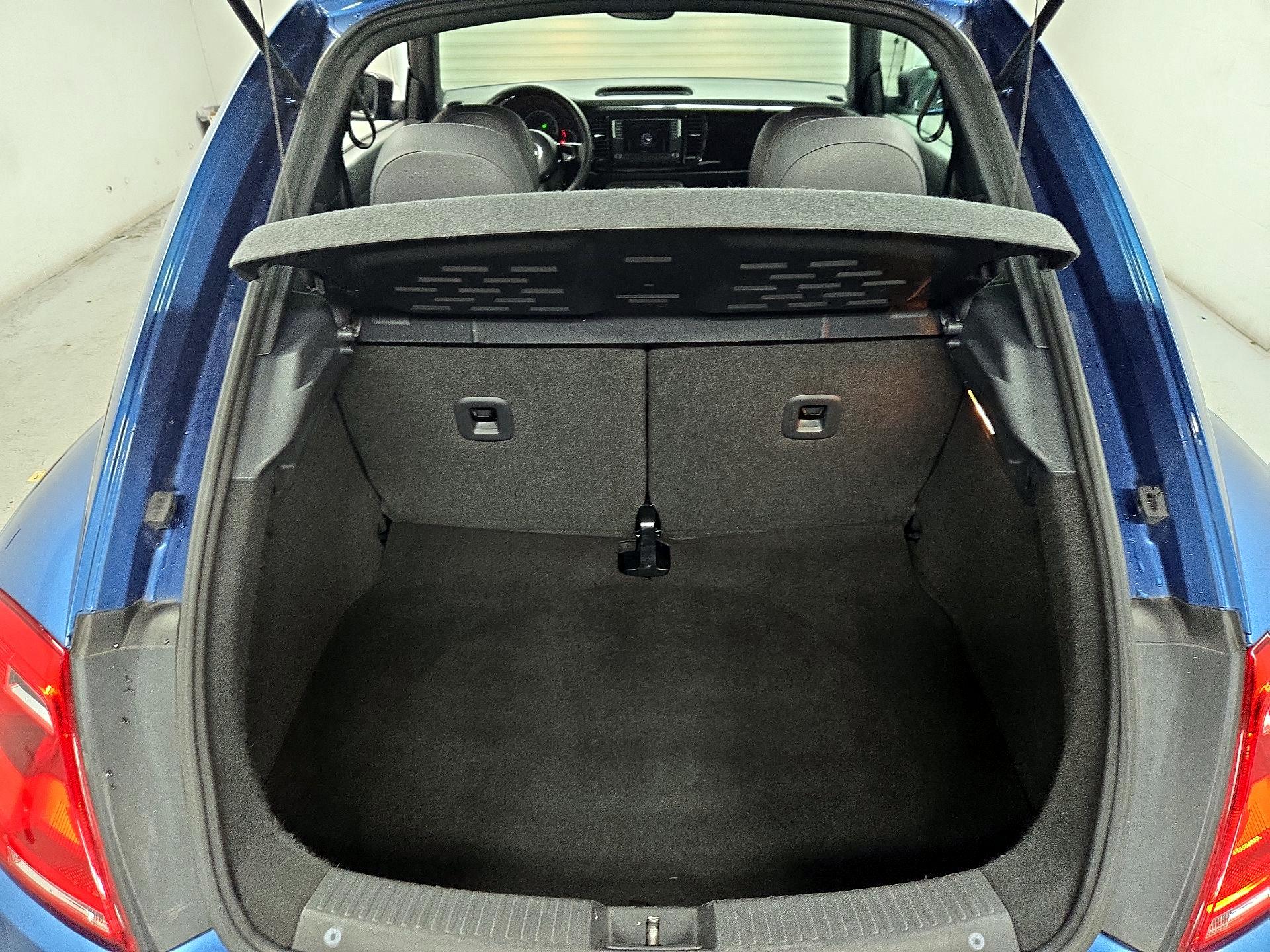 Thumbnail: 2016 Volkswagen Beetle - 19