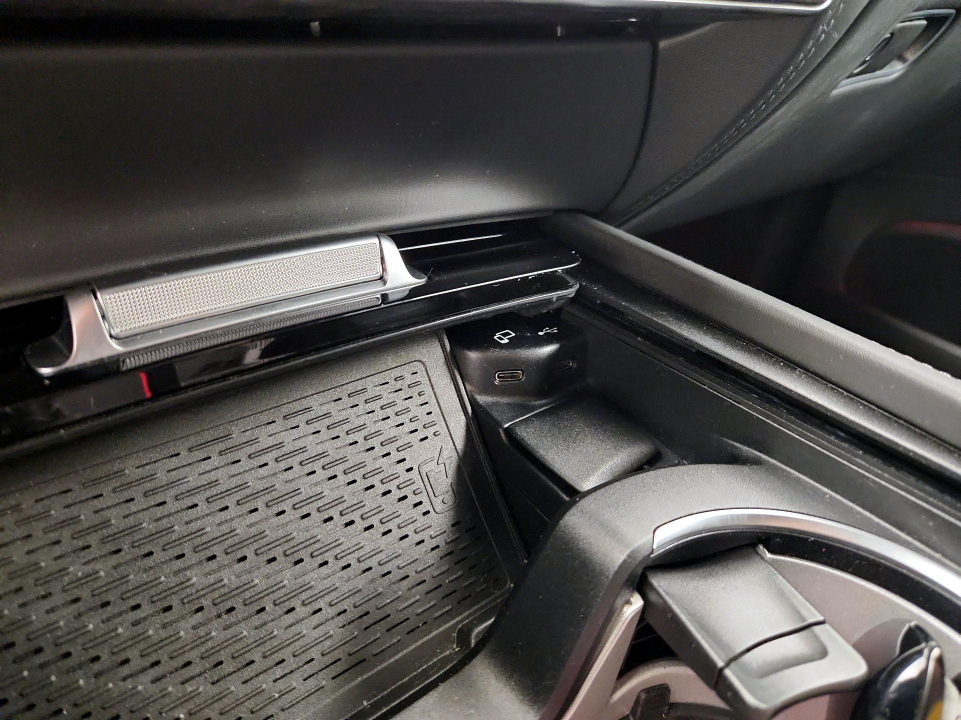 Thumbnail: 2021 Mercedes-Benz GLE - 19