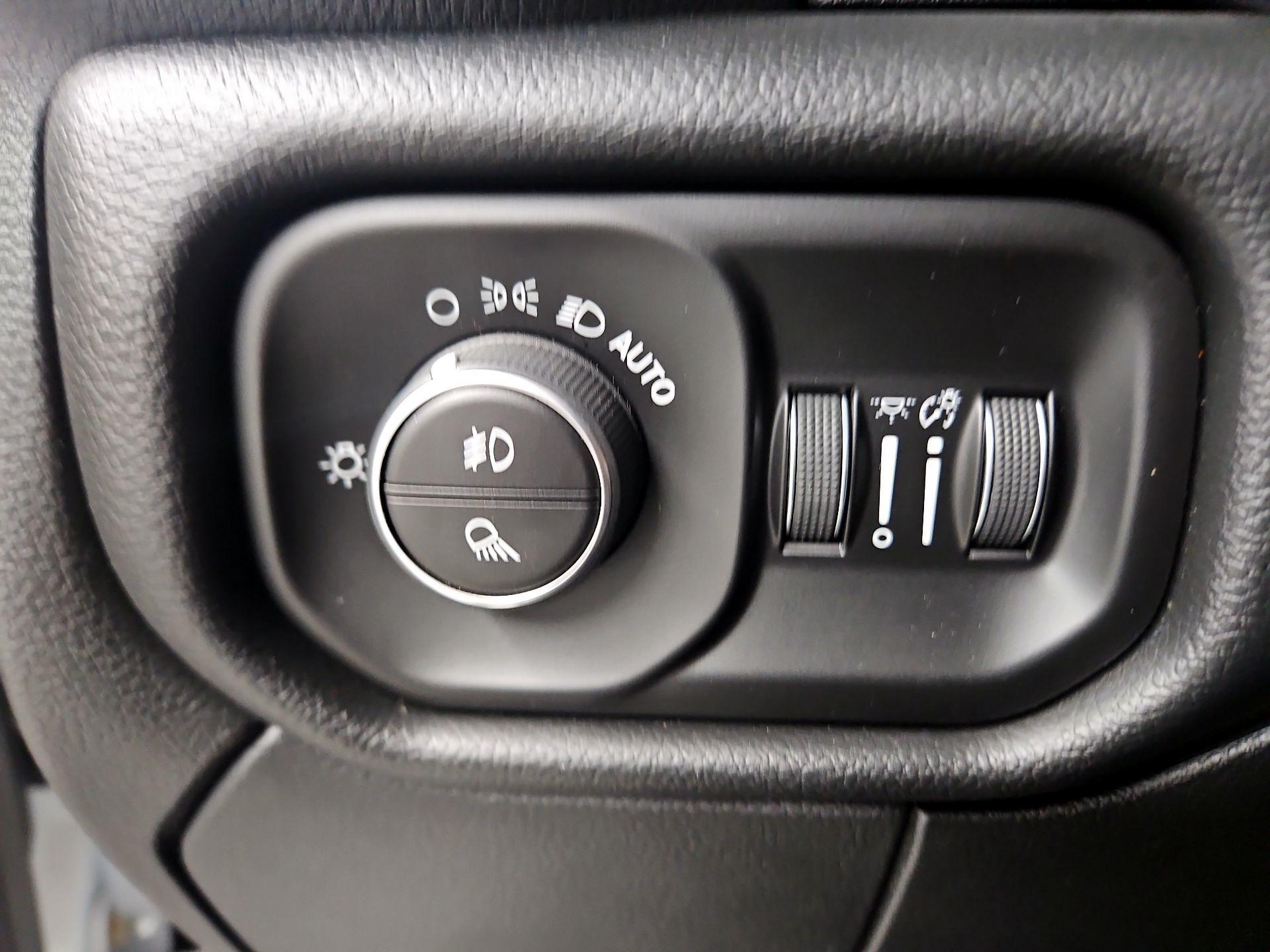 Thumbnail: 2019 RAM 3500 - 13