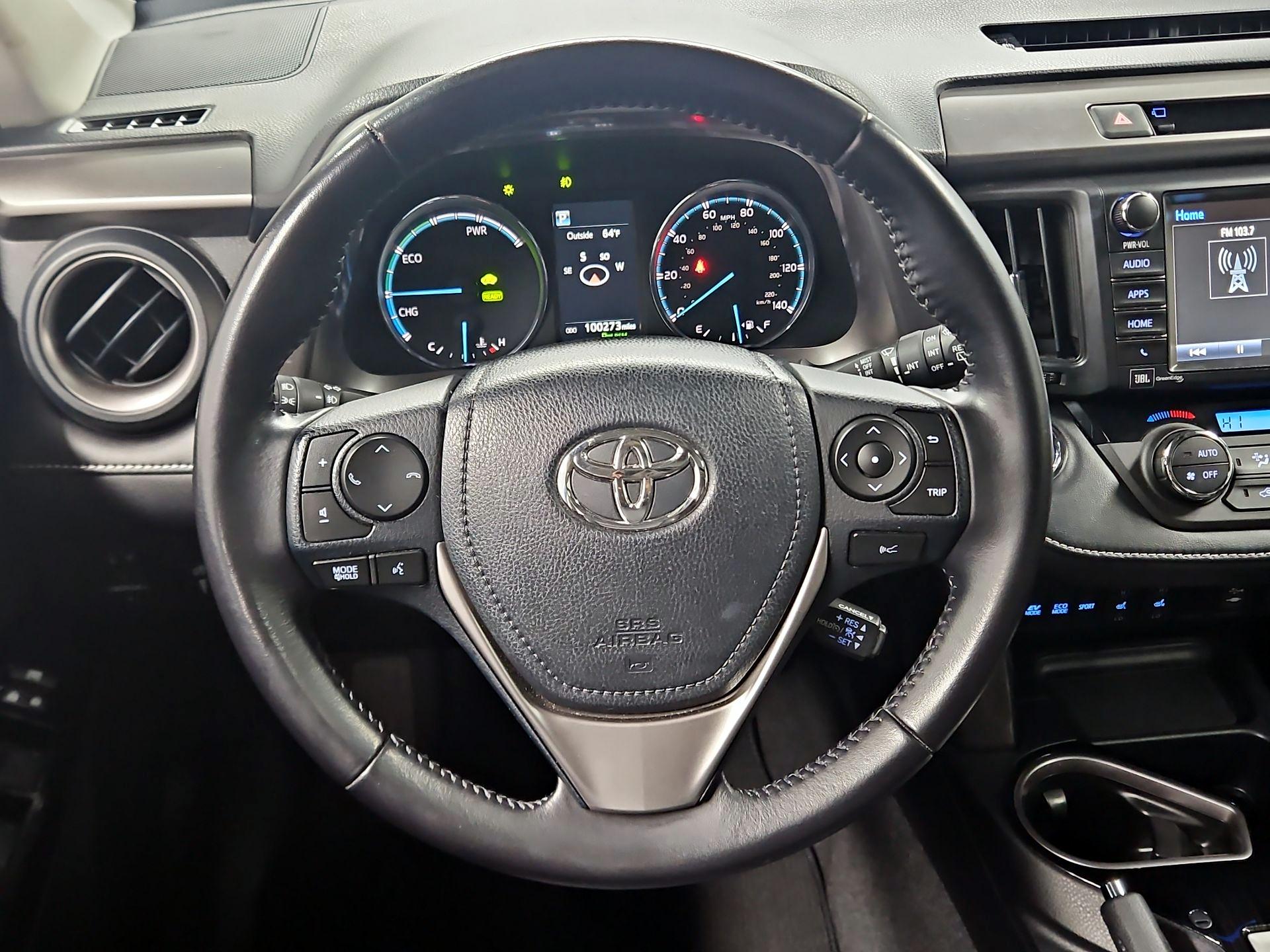 Thumbnail: 2016 Toyota RAV4 - 10