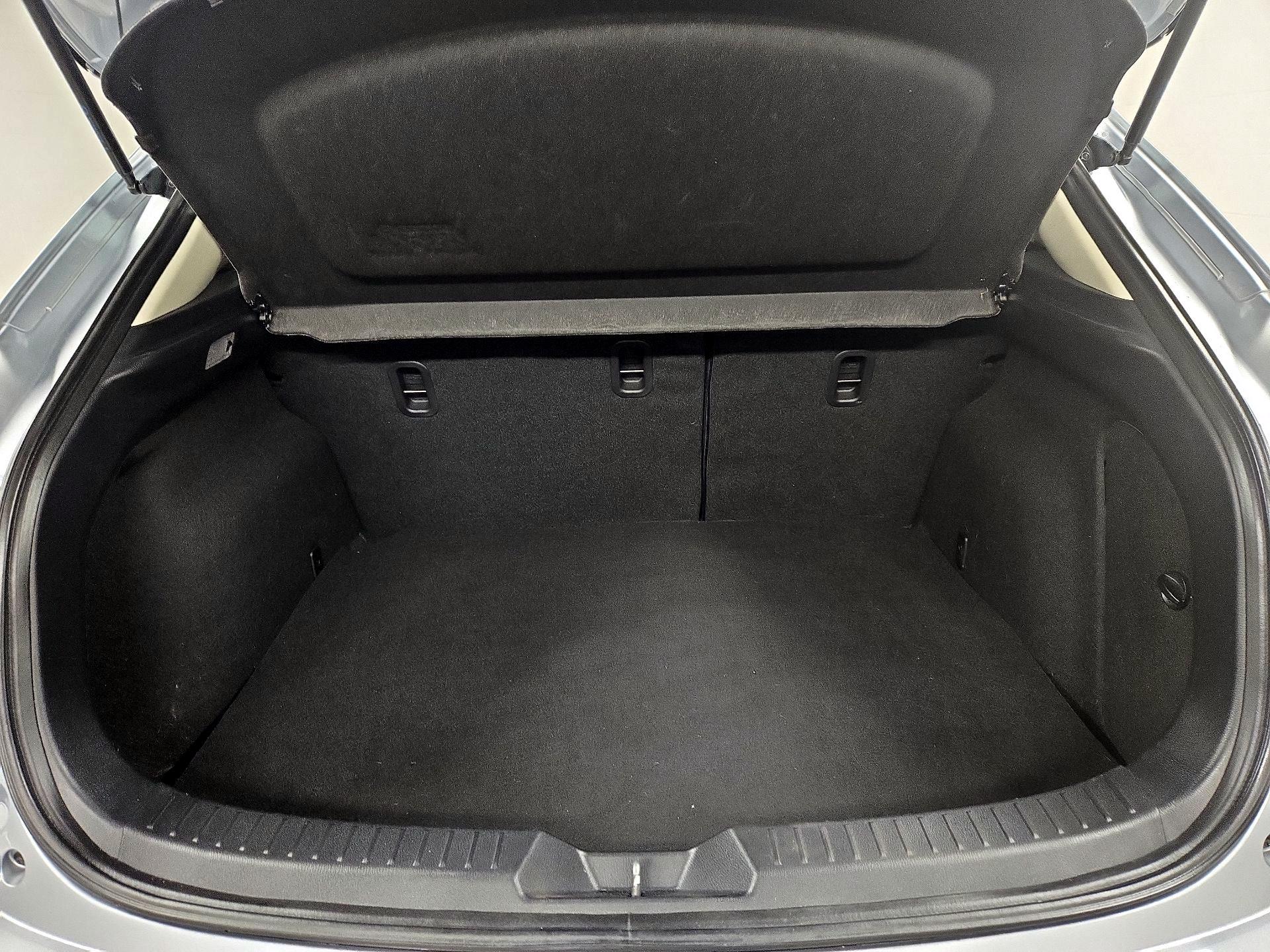 Thumbnail: 2017 Mazda Mazda3 - 20