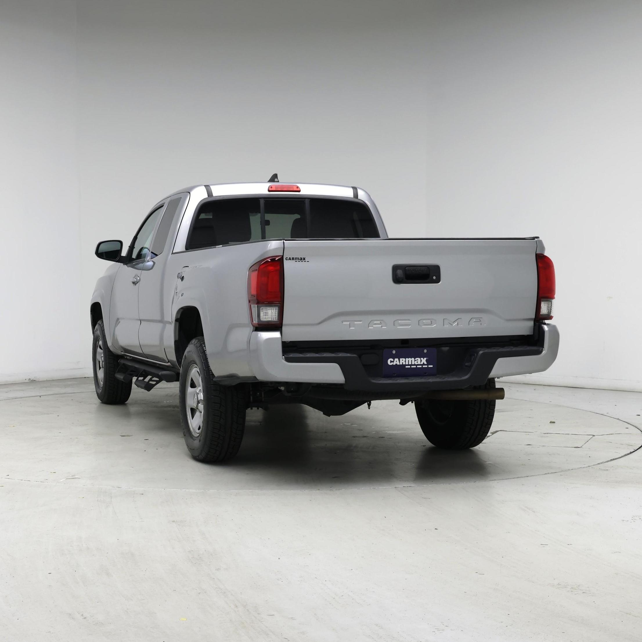 Thumbnail: 2019 Toyota Tacoma - 6